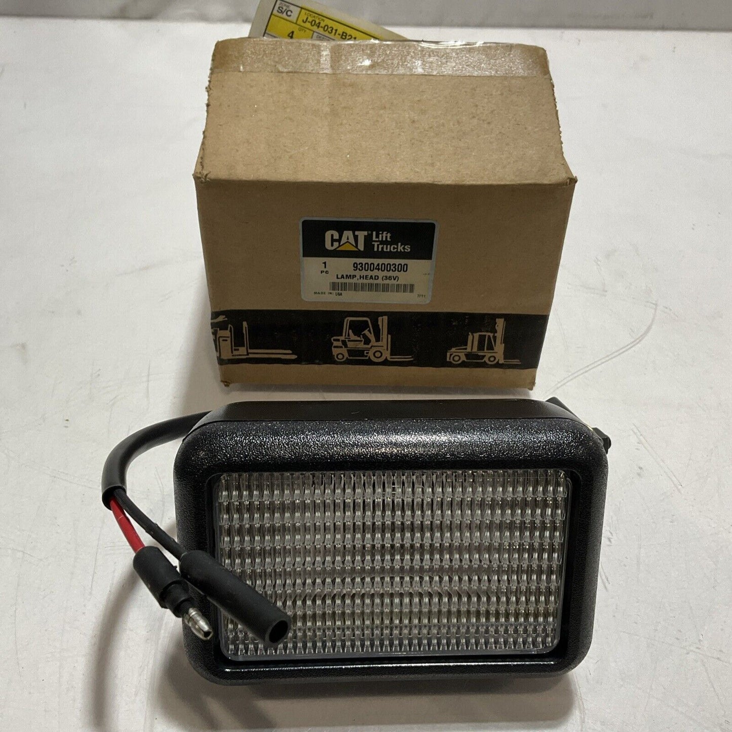 CAT 9300400300 LIGHT LAMP HEAD 36V LOT OF 2 U3S