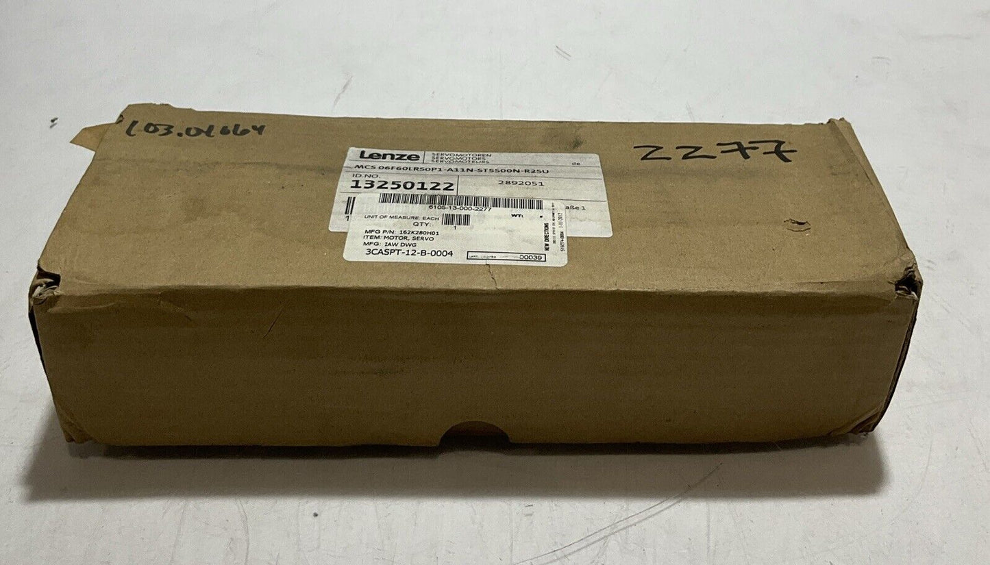 LENZE  MCS 06F60LRS0P1-A11N-ST5S00N-R2SU MOTOR SERVO U3S