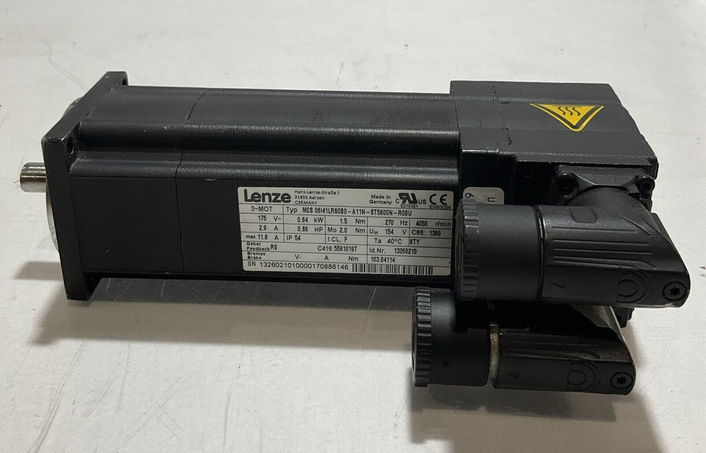 LENZE MCS 06I41LRSOBO-A11N-ST5S00N-R0SU SERVO MOTOR .86HP U3S