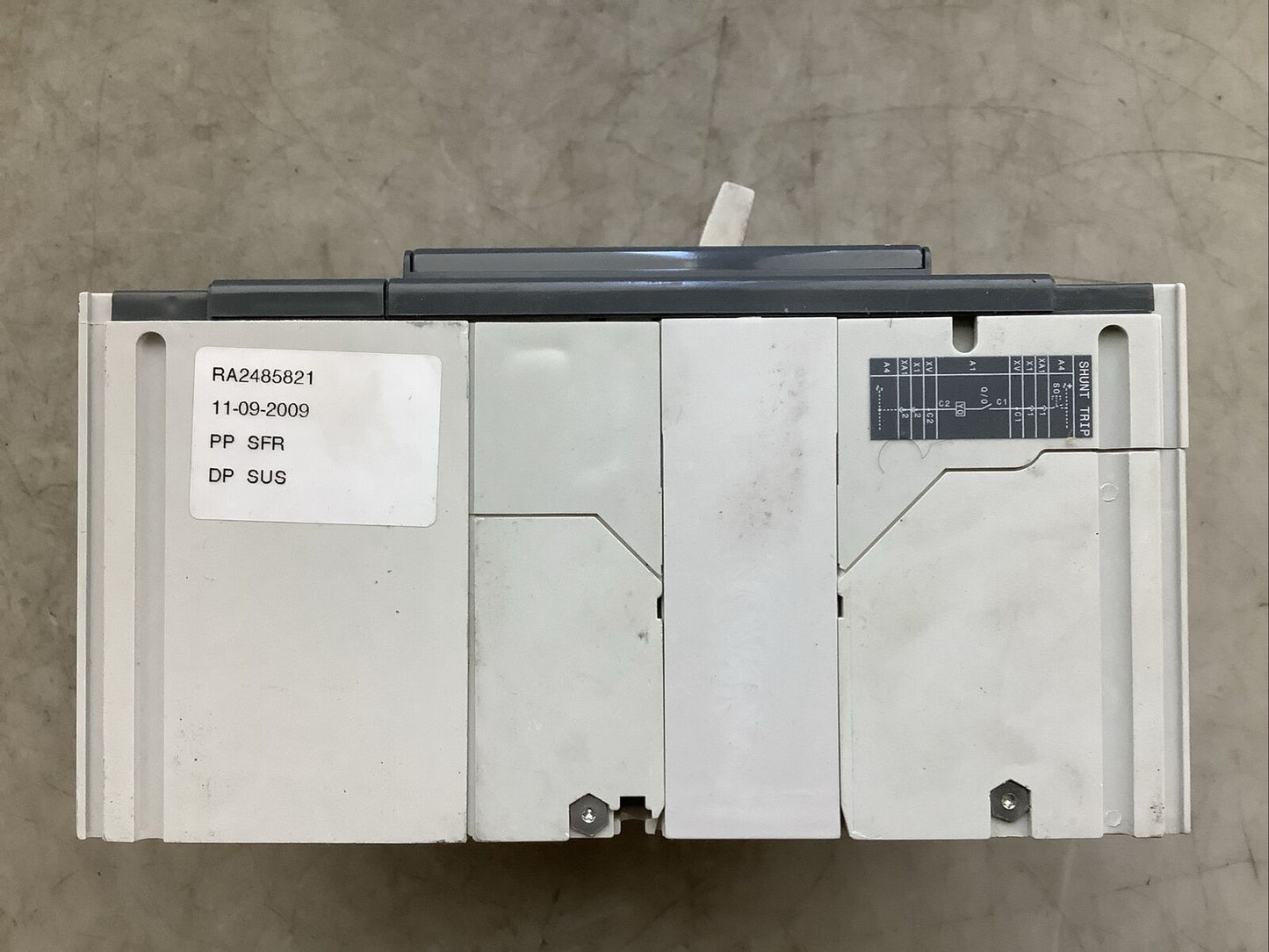 ABB SACE TMAX T5N 400 CIRCUIT BREAKER 300A 3P U3S