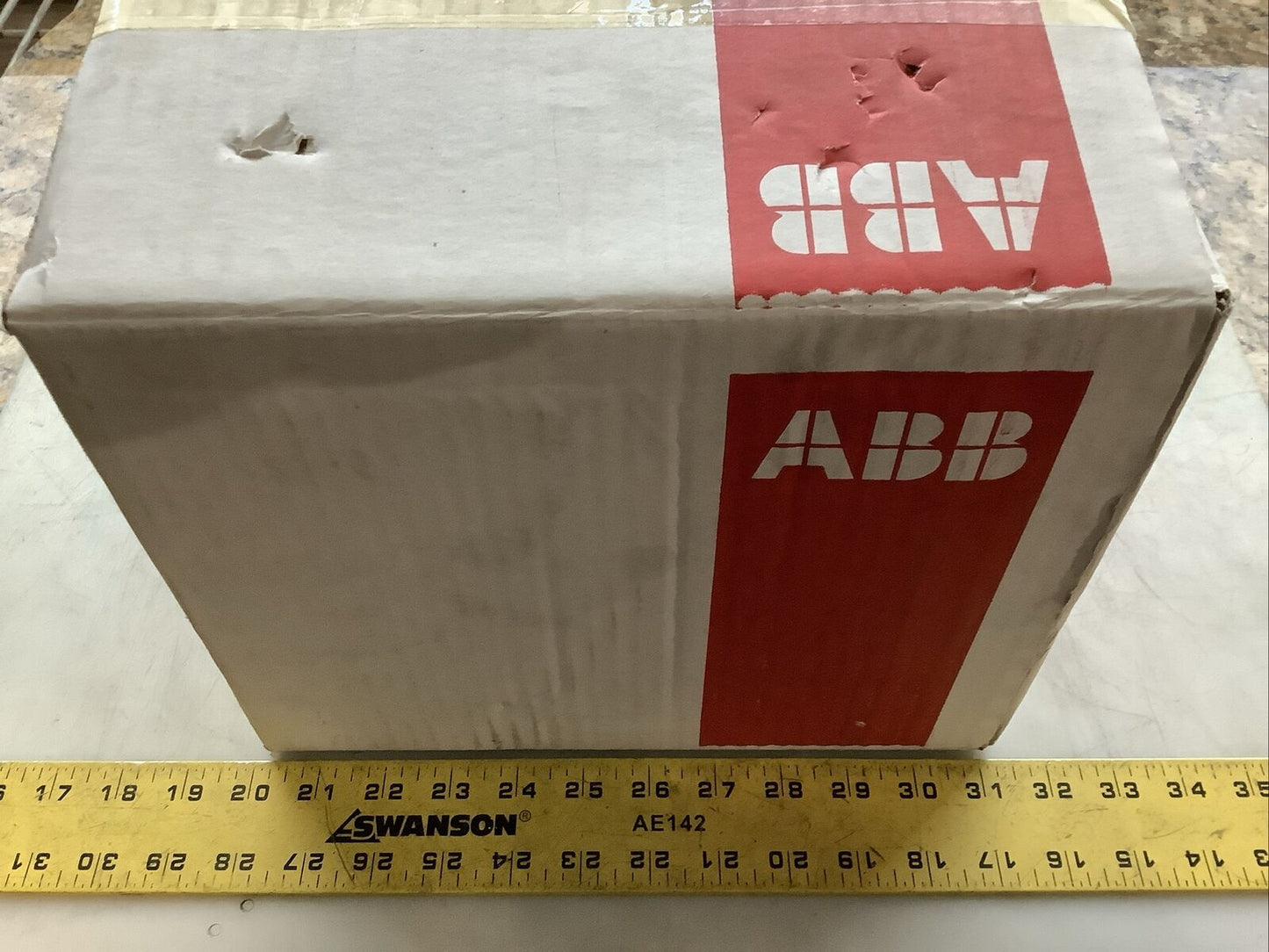 ABB SACE TMAX T5N 400 CIRCUIT BREAKER 300A 3P U3S