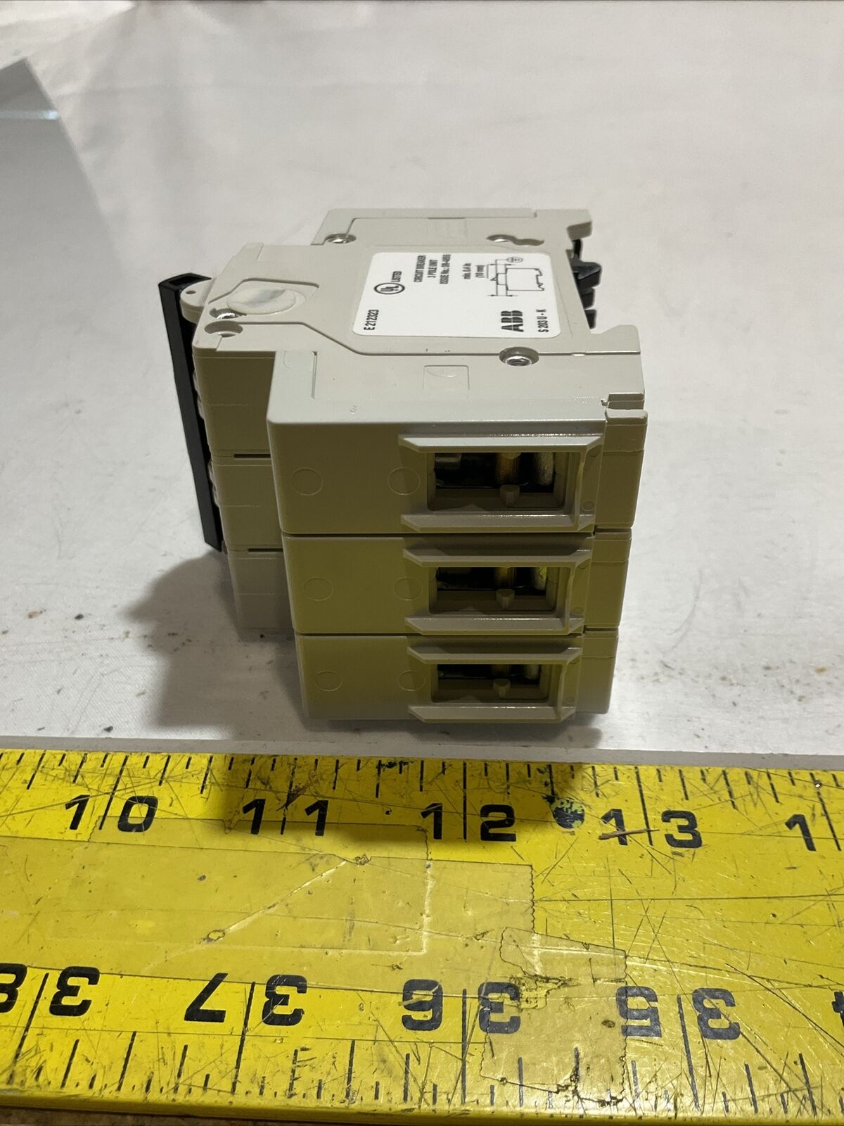 ABB S203U-K15 CIRCUIT BREAKER 15A 240V 3 POLE U3S