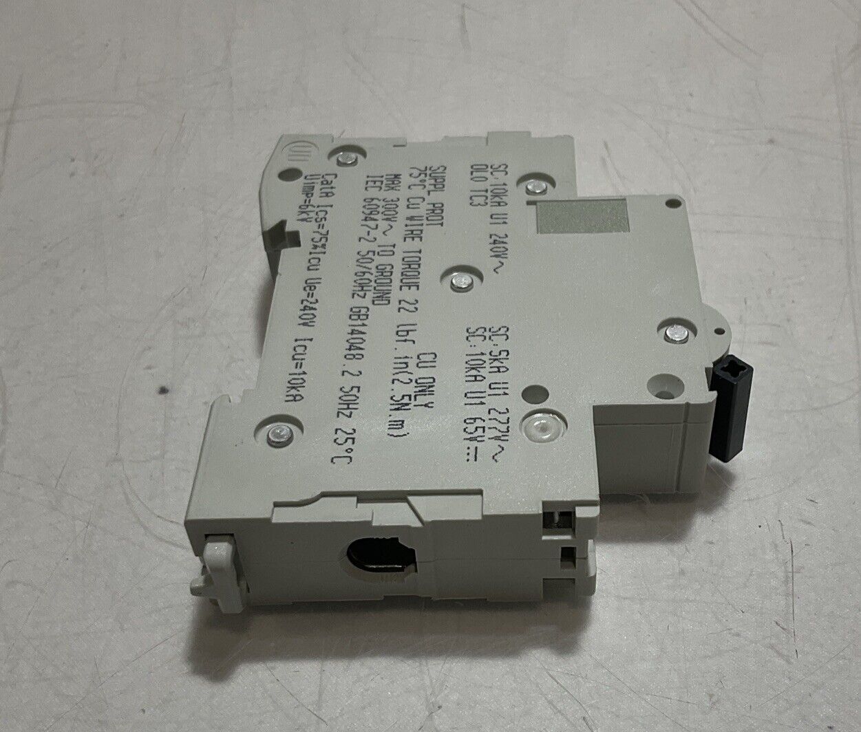 SCHNEIDER ELECTRIC 60163 MULTI 9 CIRCUIT BREAKER 2 POLE C60 D 15A U3S