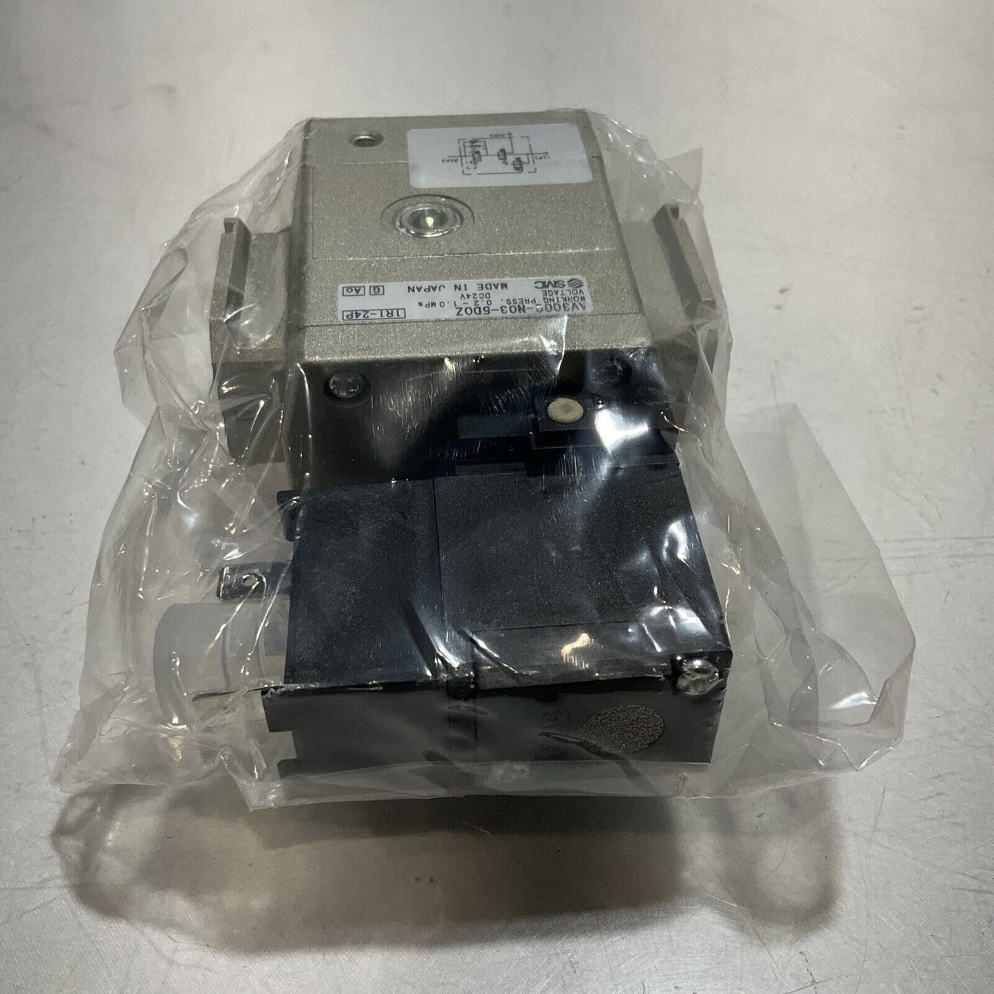 SMC AV3000- N03G- 5D0Z VALVE PNEUMATIC SOFT START U3S