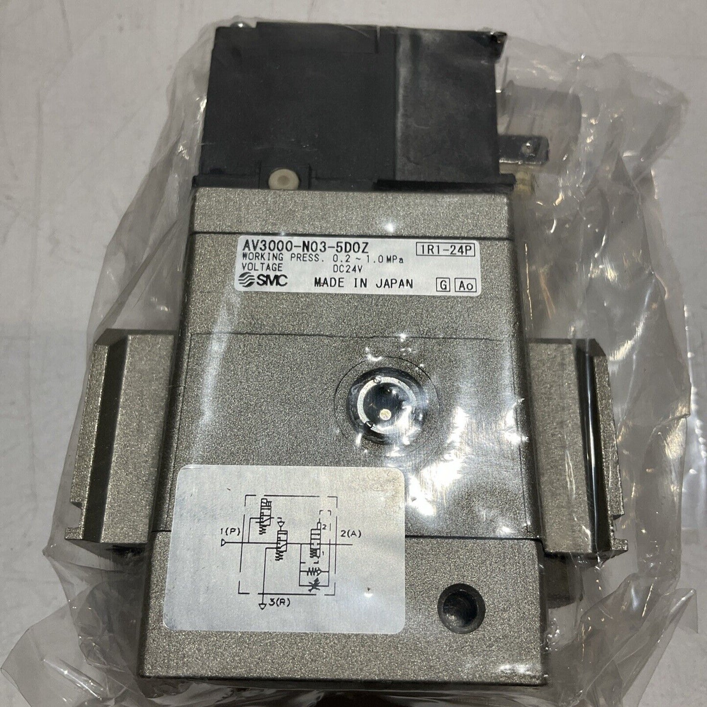 SMC AV3000- N03G- 5D0Z VALVE PNEUMATIC SOFT START U3S