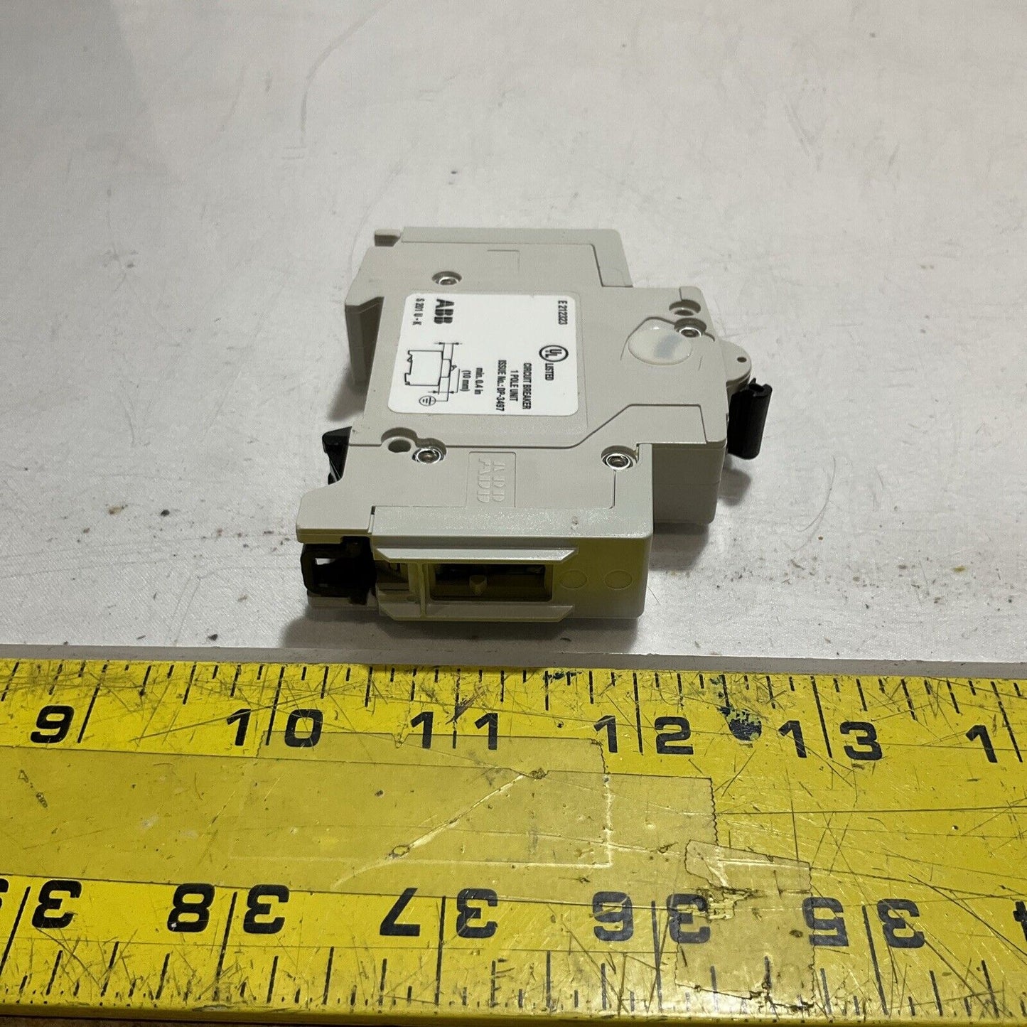 ABB  S201U-K3  CIRCUIT BREAKER. 240V  U3S