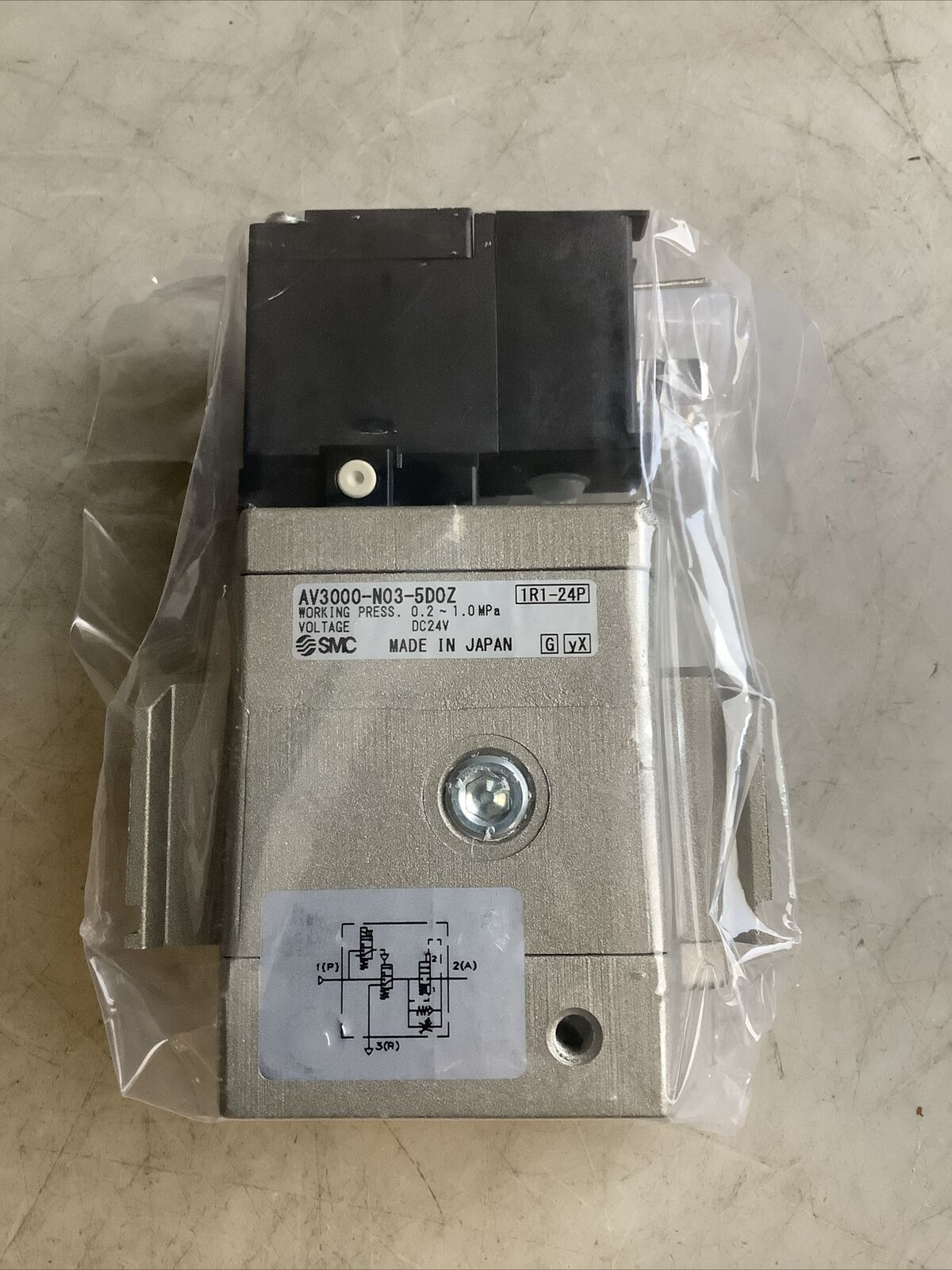 SMC AV3000-N03G-5D0Z SOFT START-UP VALVE U3S