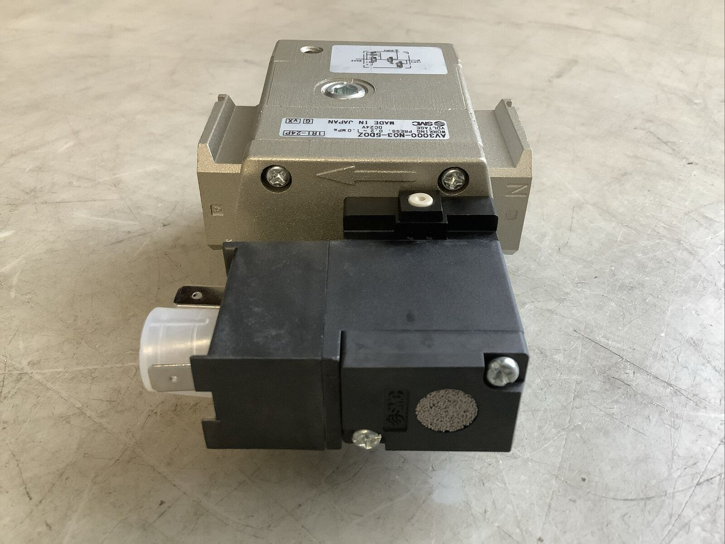 SMC AV3000-N03G-5D0Z SOFT START-UP VALVE U3S