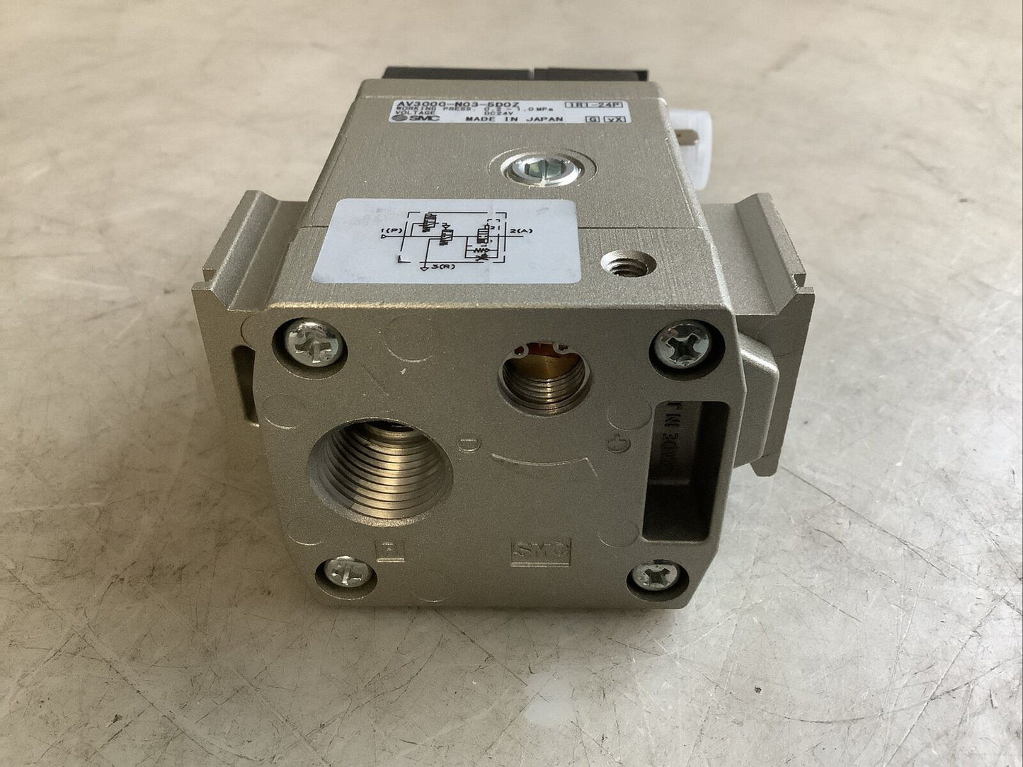 SMC AV3000-N03G-5D0Z SOFT START-UP VALVE U3S