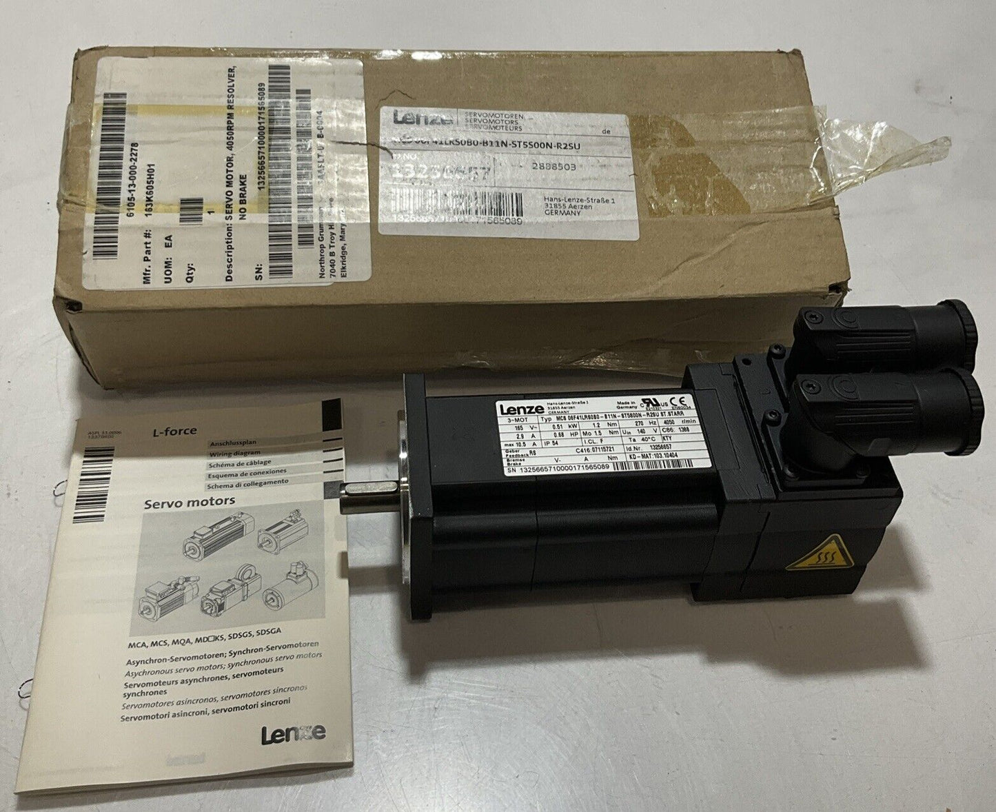 LENZE 13256657 MCS 06F41LRS0B0-B11N-ST5S00N-R2SU ST.STARR SERVO MOTOR U3S