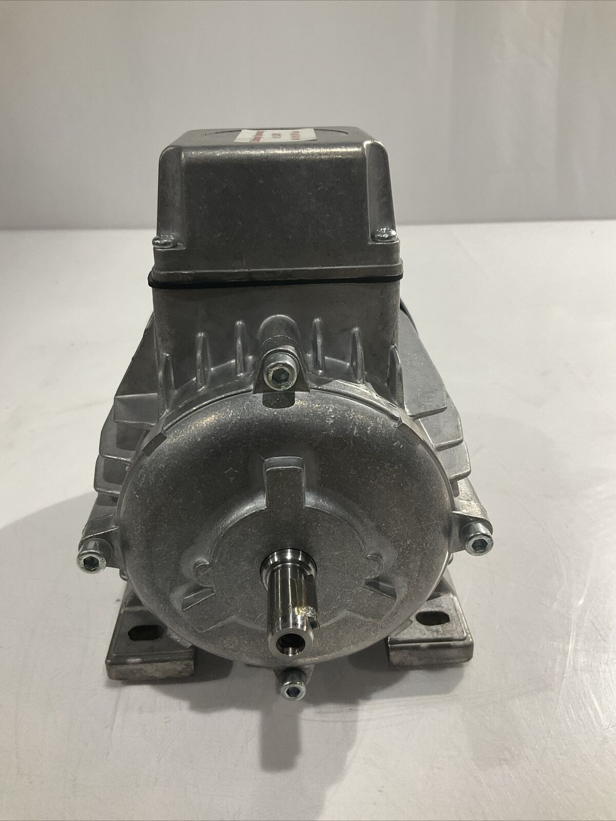 LENZE D-32699 13.750.65.1.3.0 PHASE MOTOR 180W 230/400 VAC 50 HZ 3 AC U3S