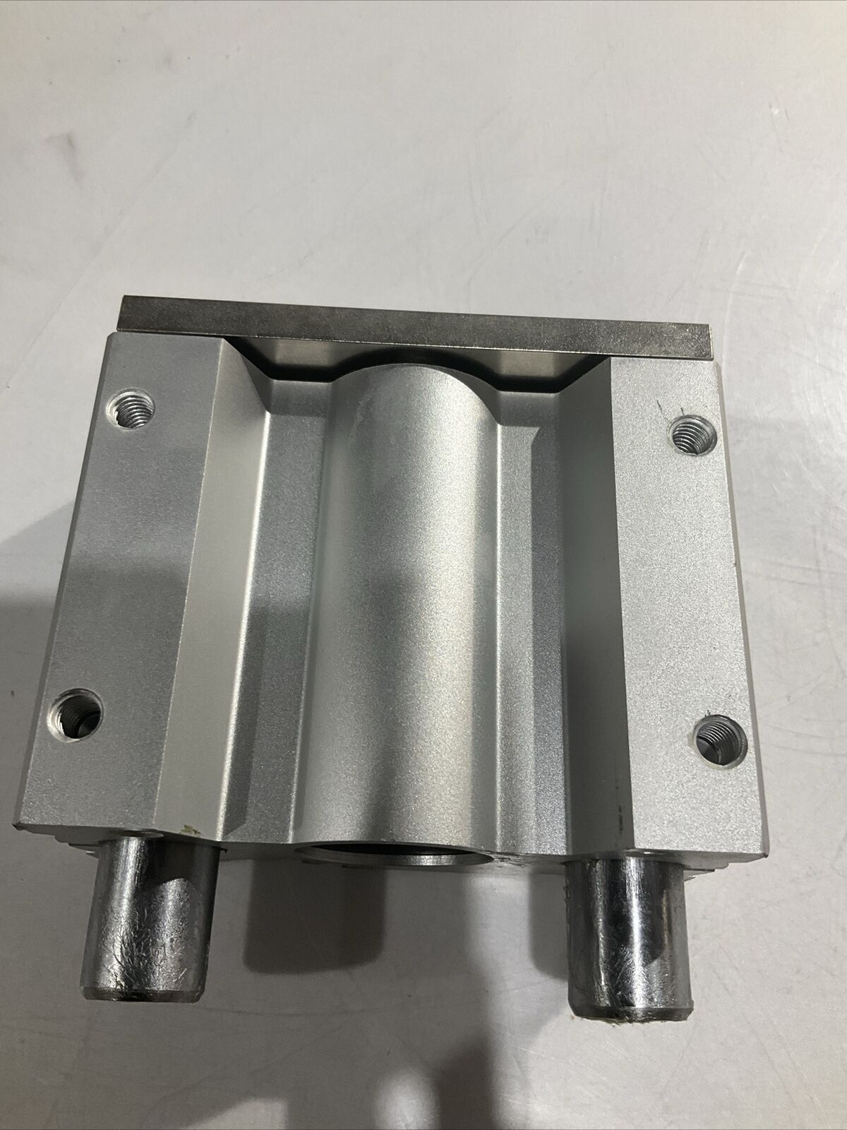 SMC MGQM32-50 PNEUMATIC CYLINDER 1.0 MPA 2B1-46 U3S