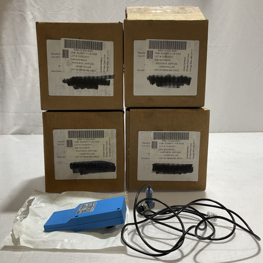 SICK  WTR2-N551S06  PHOTOEYE  DEFFUSE LOT OF 4 U3S