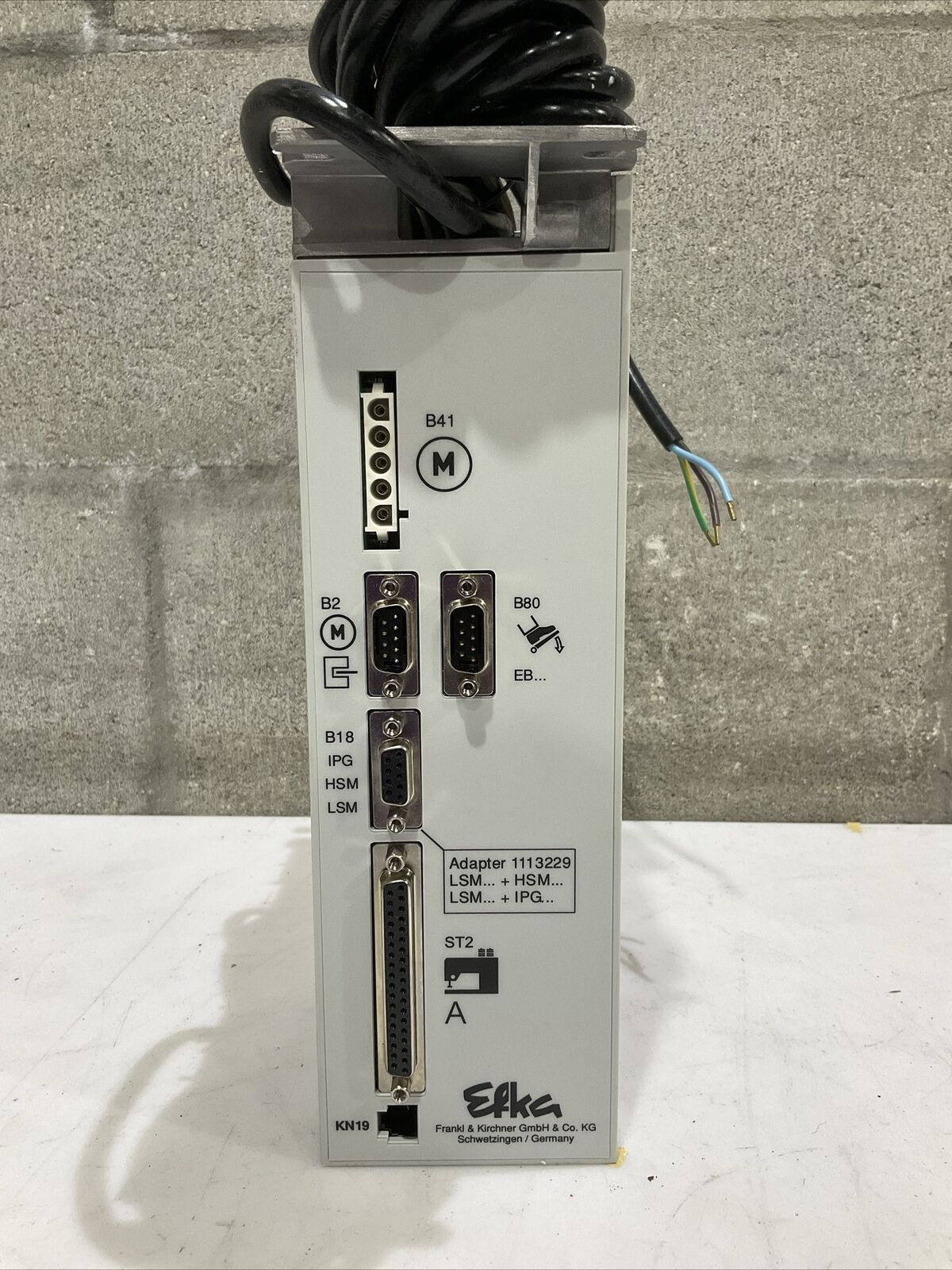 EFKA AB611A5021 N214 COMPACT SERVO MOTOR VARIO DC 50/60 HZ 230V RM6