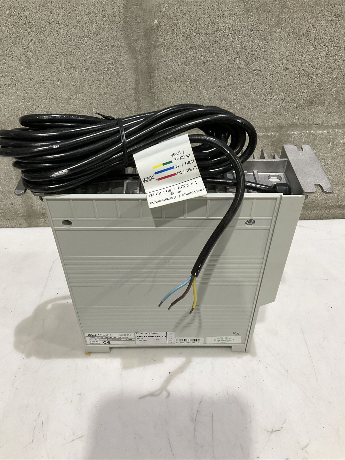 EFKA AB611A5021 N214 COMPACT SERVO MOTOR VARIO DC 50/60 HZ 230V RM6