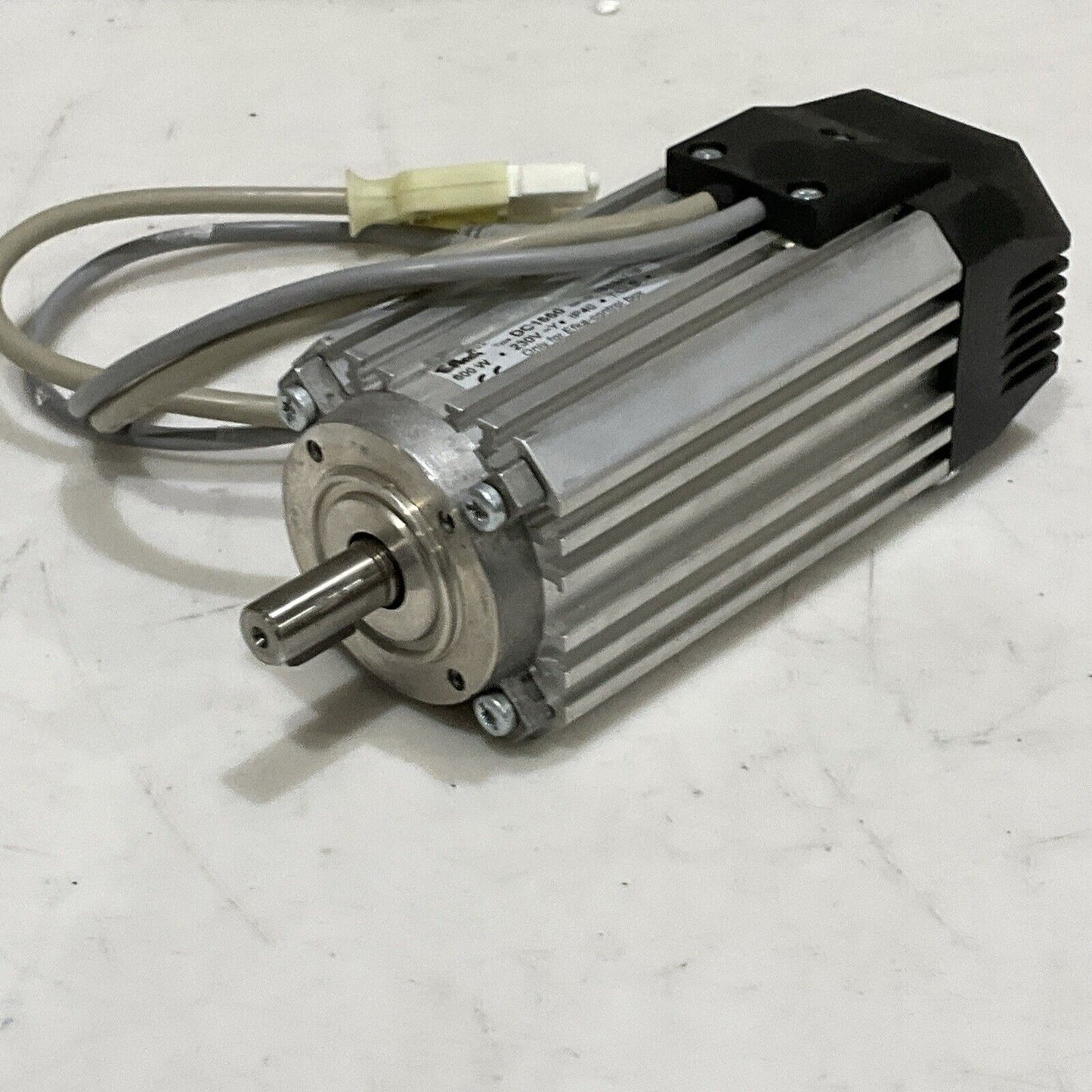 EFKA AB611A5021 N214 COMPACT SERVO MOTOR VARIO DC 50/60 HZ 230V RM6