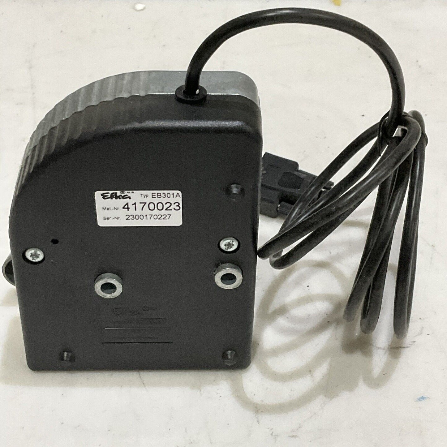 EFKA AB611A5021 N214 COMPACT SERVO MOTOR VARIO DC 50/60 HZ 230V RM6
