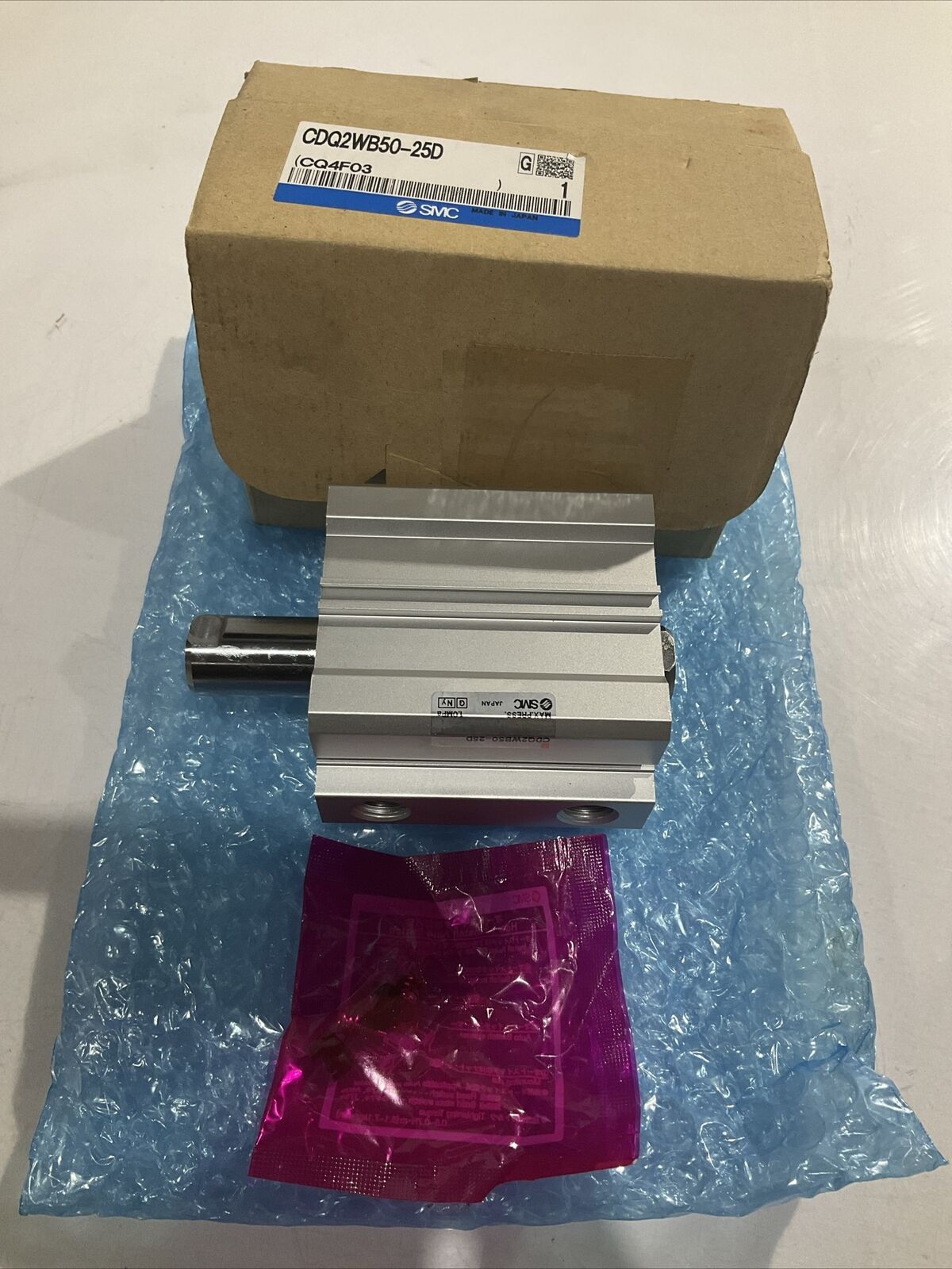 SMC  CDQ2WB50-25D CYLINDER  SHOT PIM U3S