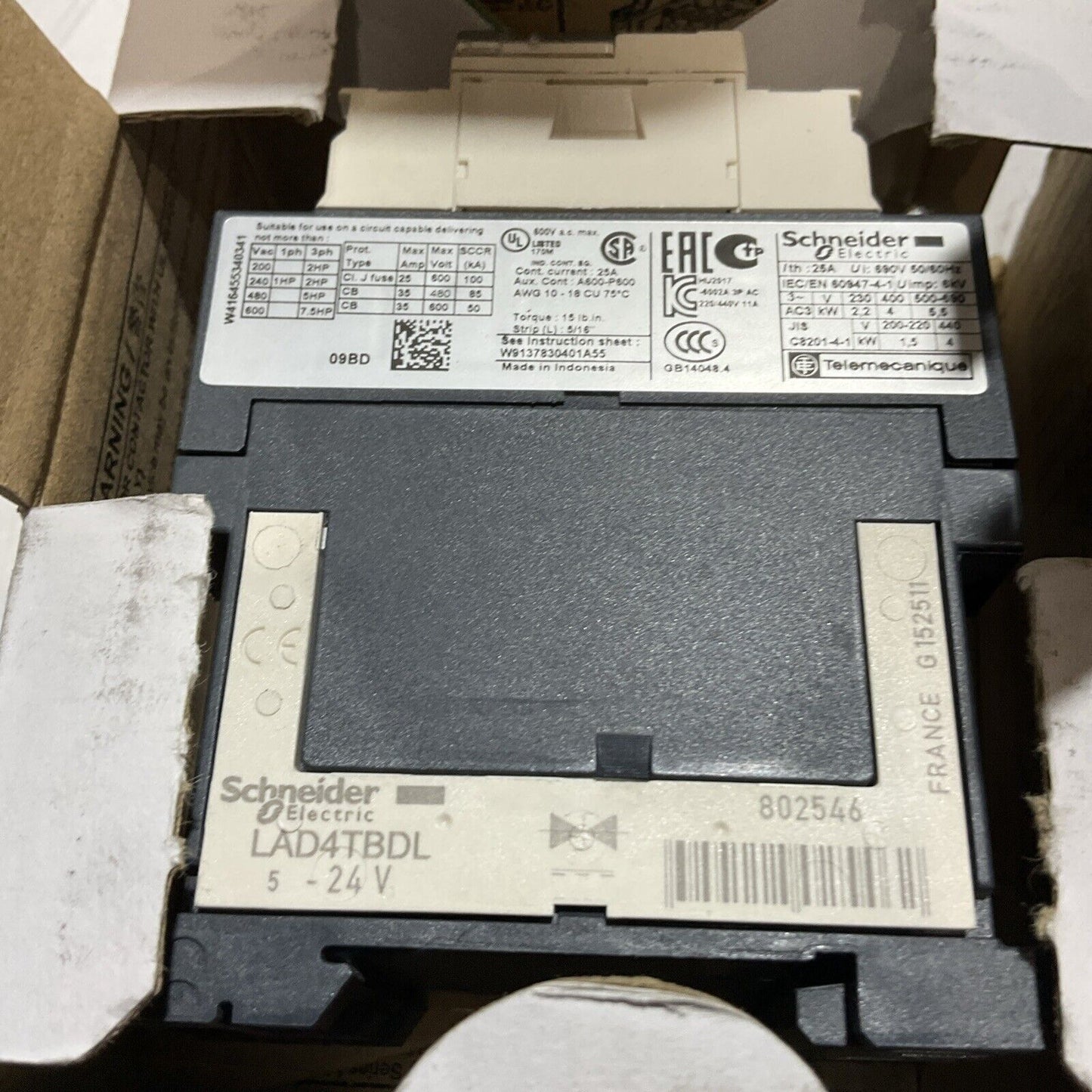 SCHNEIDER ELECTRIC LC1D09BD CONTACTOR  24V 3 P  50/60 HZLOT OF 3 U3S