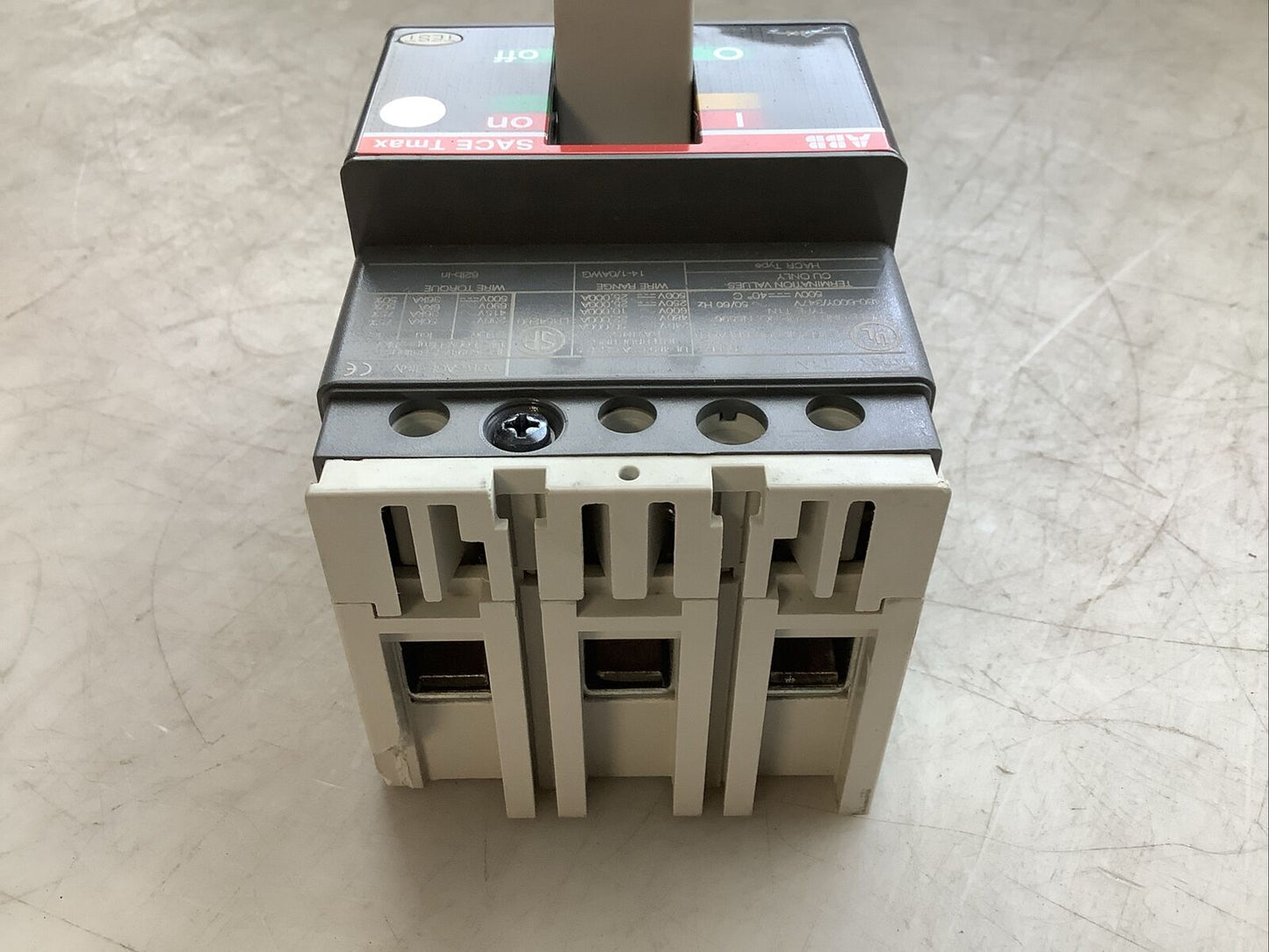 ABB SACE TMAX T1N CIRCUIT BREAKER 40A 3P U3S