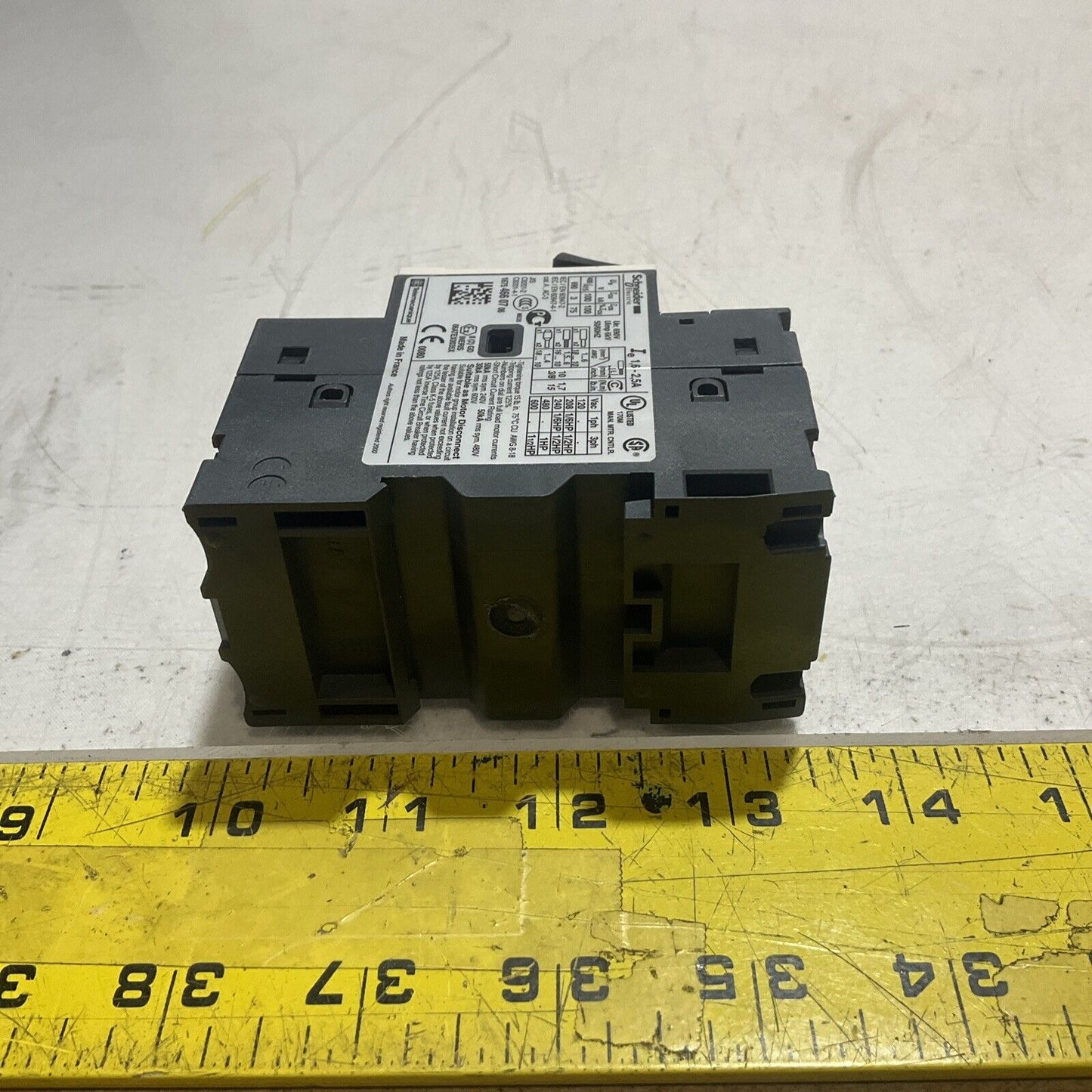 SCHNEIDER ELECTRIC GV2ME07 MOTOR CIRCUIT BREAKER 1.6-2.5A U3S