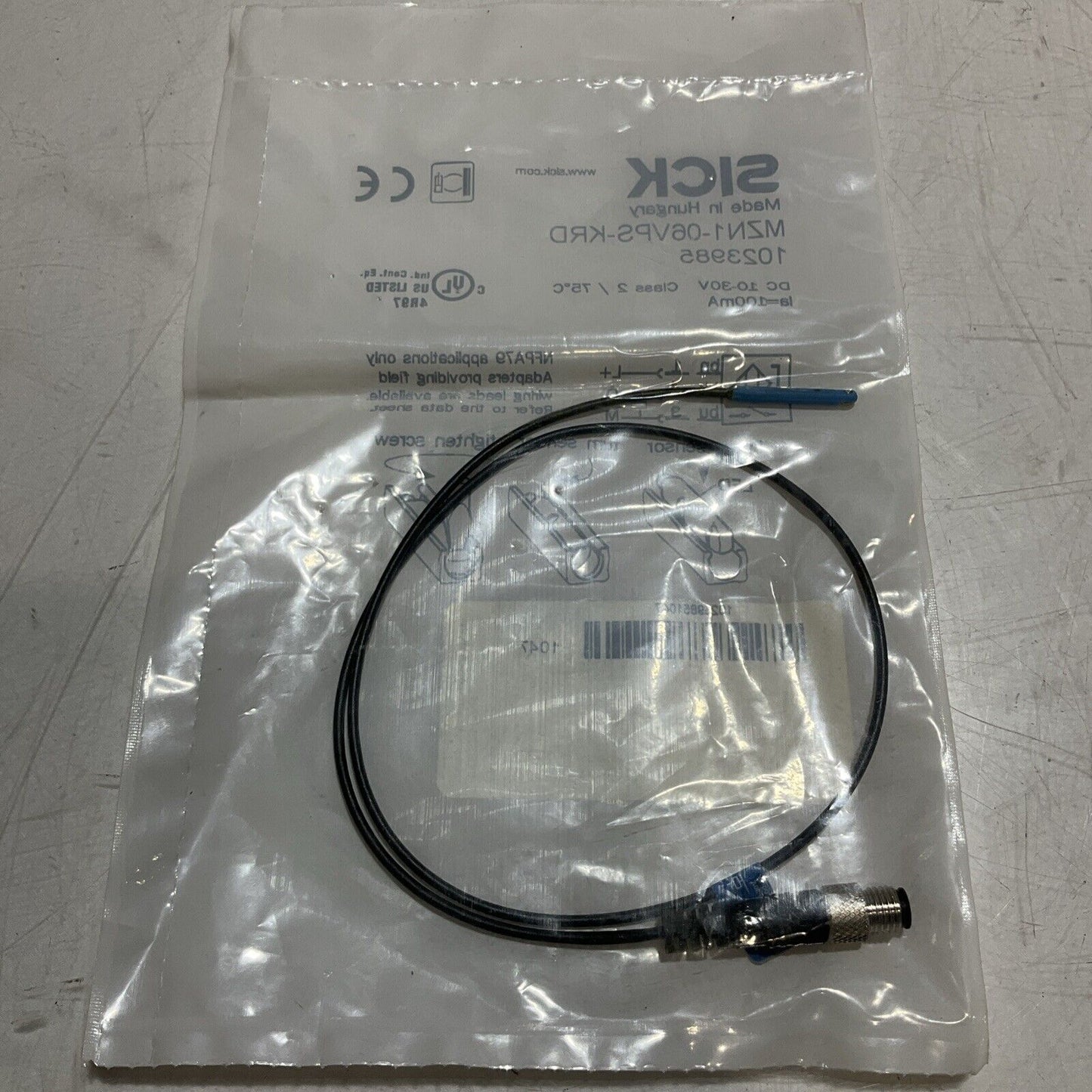 SICK  MZN1-06VPS-KRD 1023985 MAGNETIC SENSOR  LOT OF 4 U3S