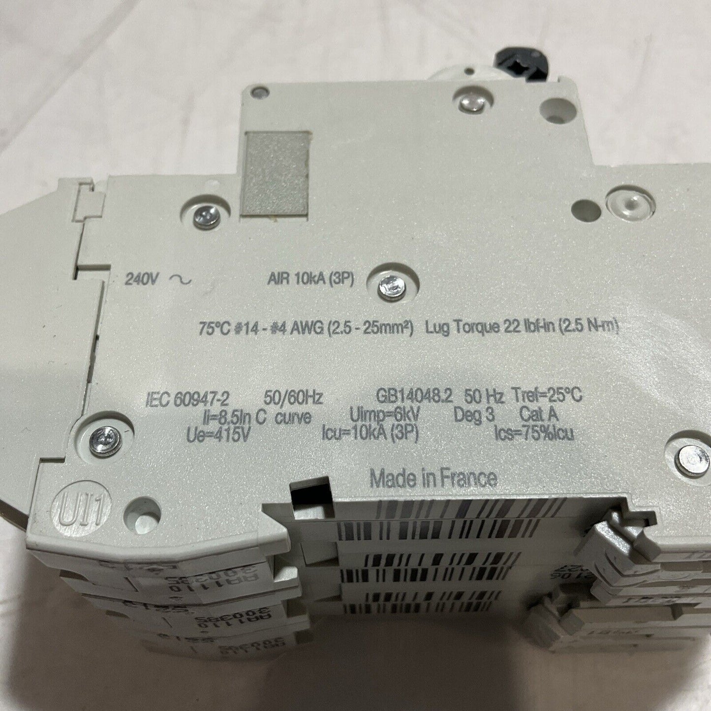 SCHNEIDER ELECTRIC 60179 MINI CIRCUIT BREAKER 3P 15A 240V MULTI 9 U3S