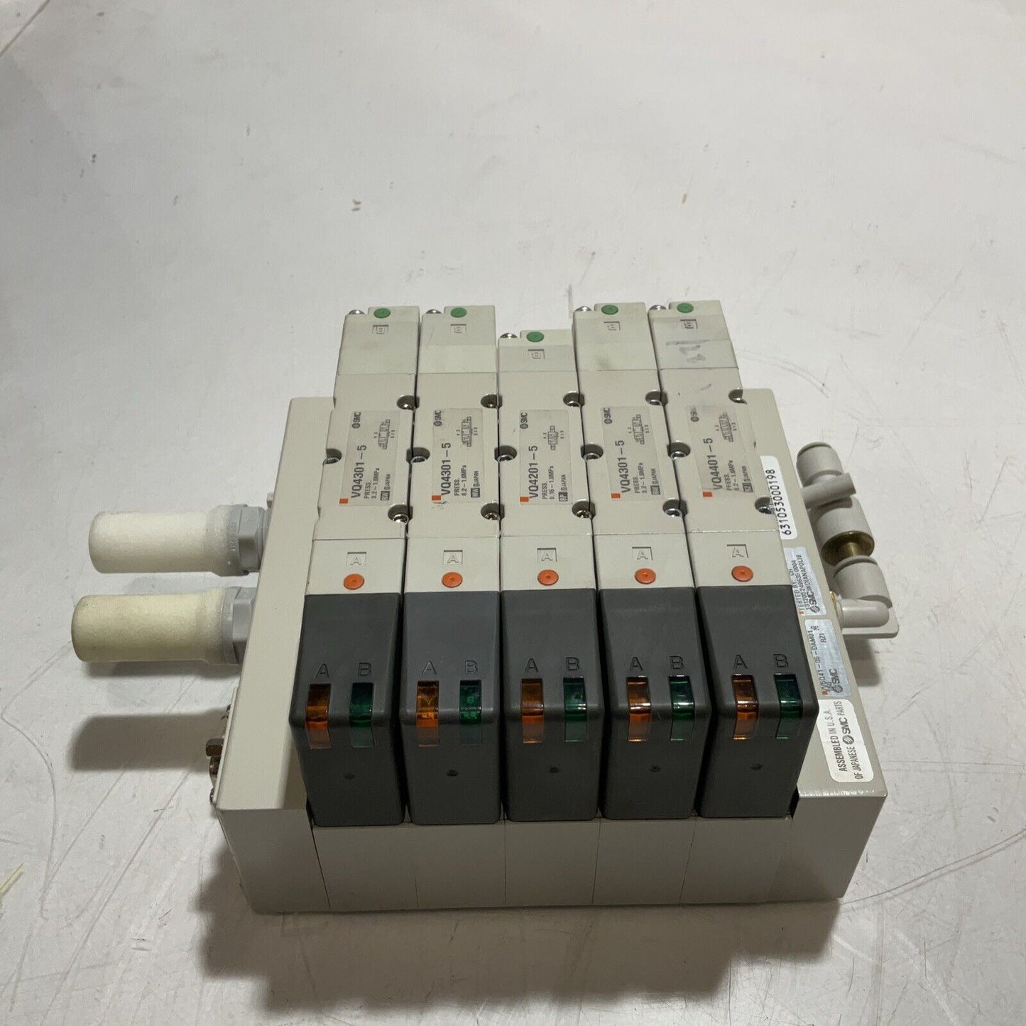 SMC  VQ4301 MANIFOLD ASSY  U3S