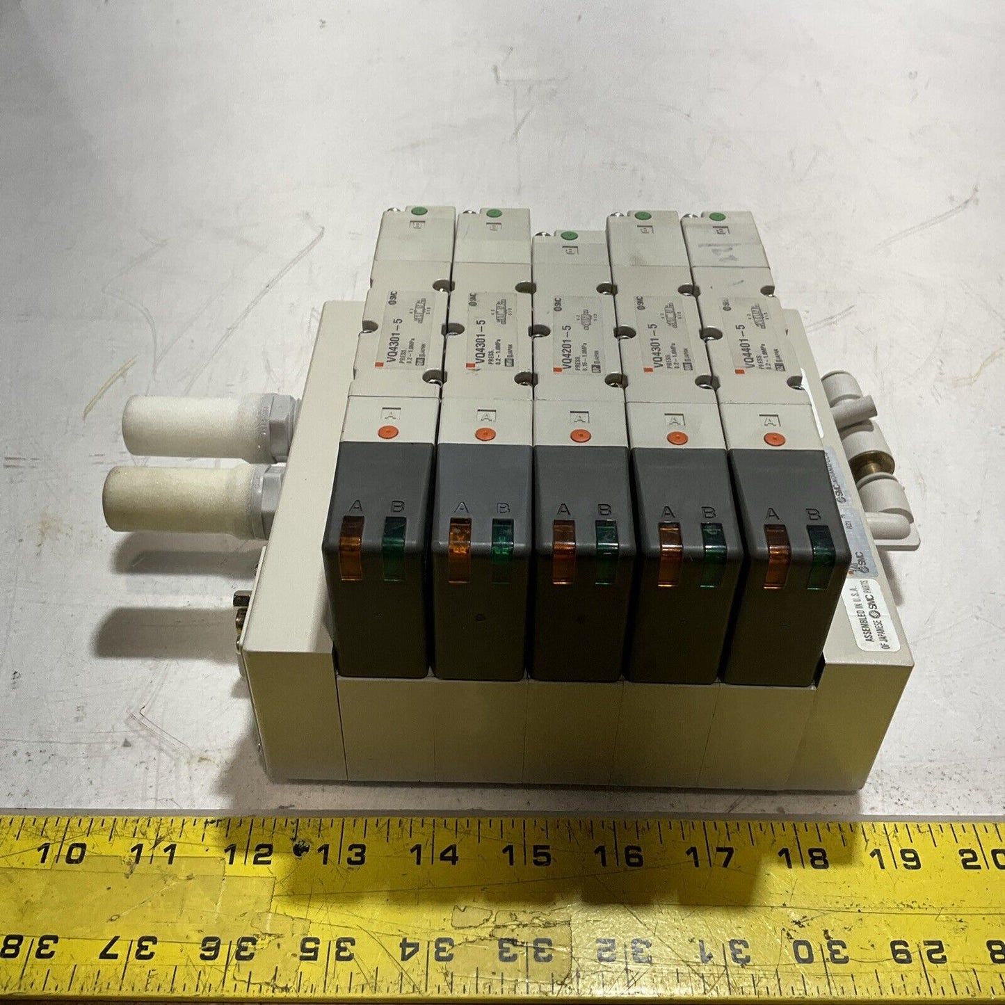 SMC  VQ4301 MANIFOLD ASSY  U3S