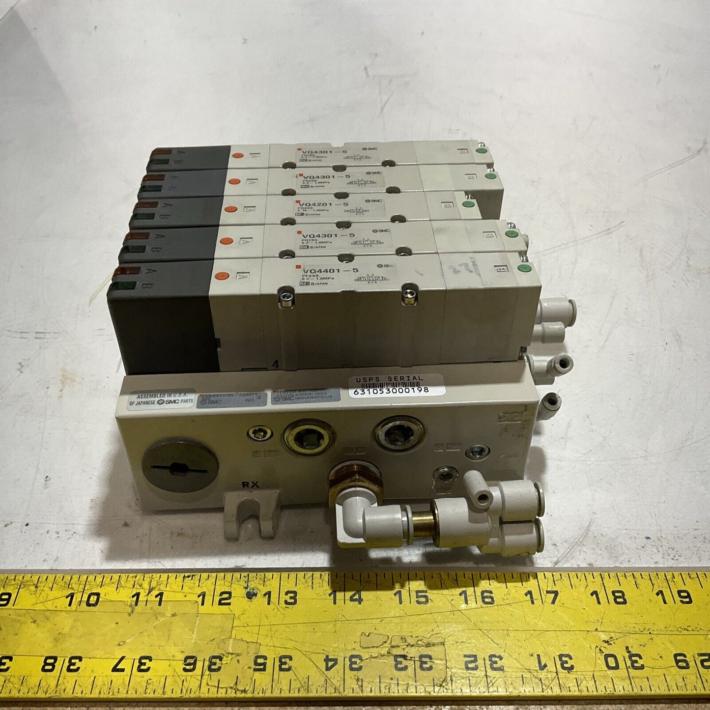 SMC  VQ4301 MANIFOLD ASSY  U3S