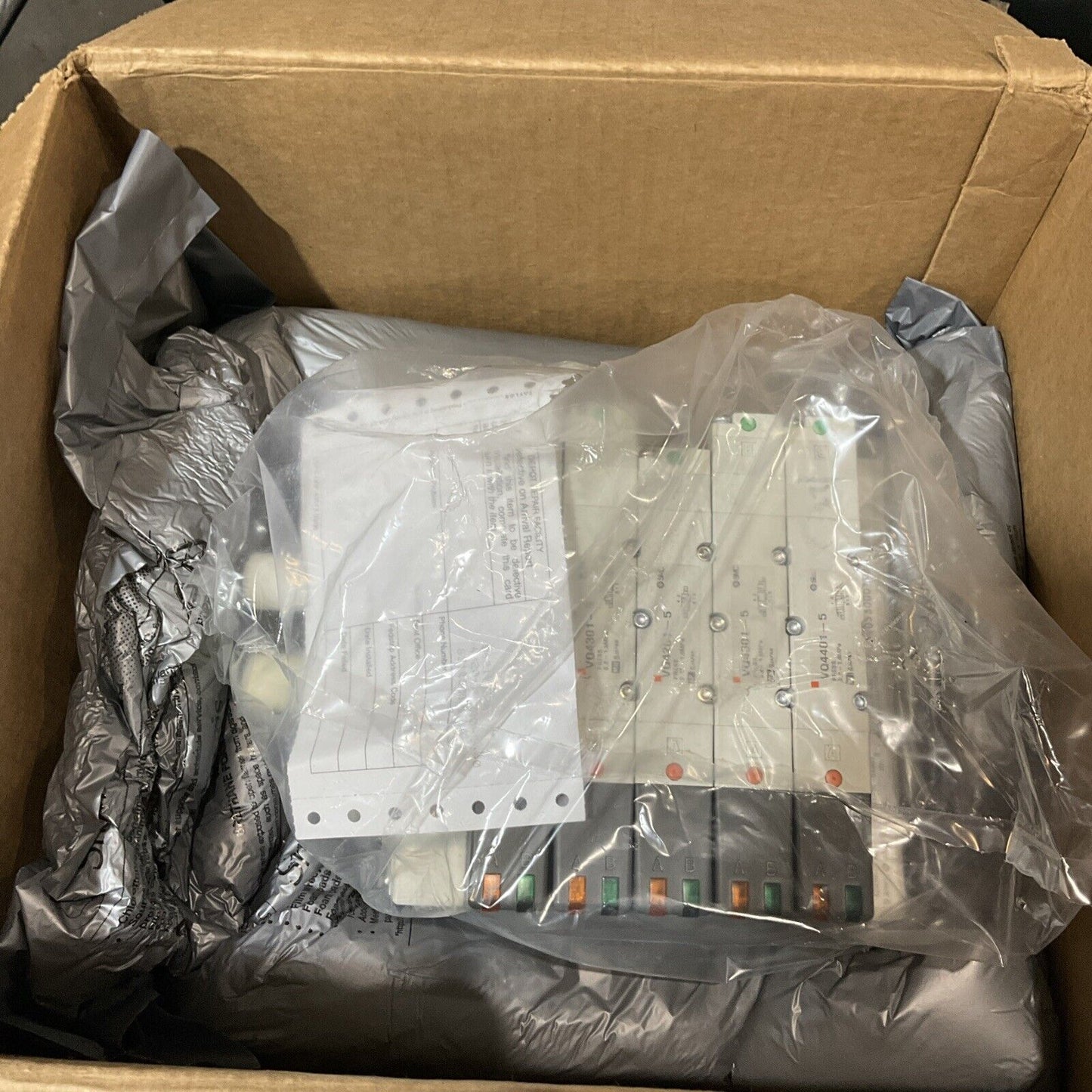 SMC  VQ4301 MANIFOLD ASSY  U3S