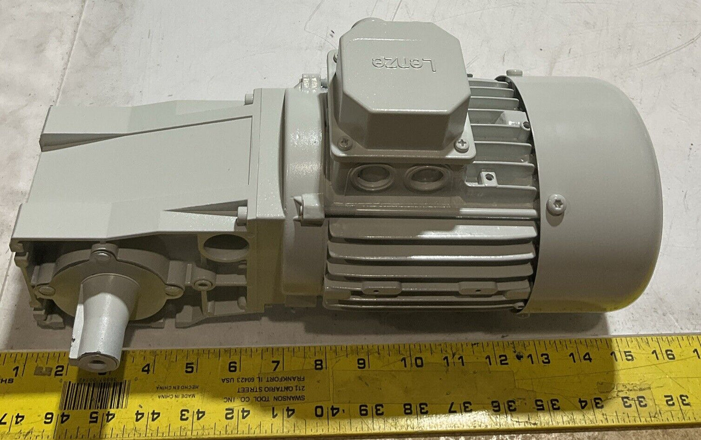 LENZE GKR04-2MVBR071C32 MDE-MAXX 071-32 GEARMOTOR 400V U3S