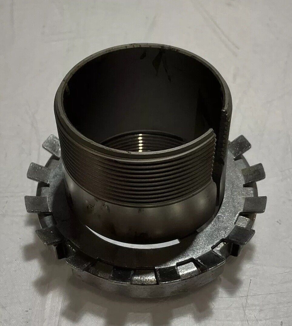 SKF  H209  ADAPTER  SLEEVES   74X52 U3S