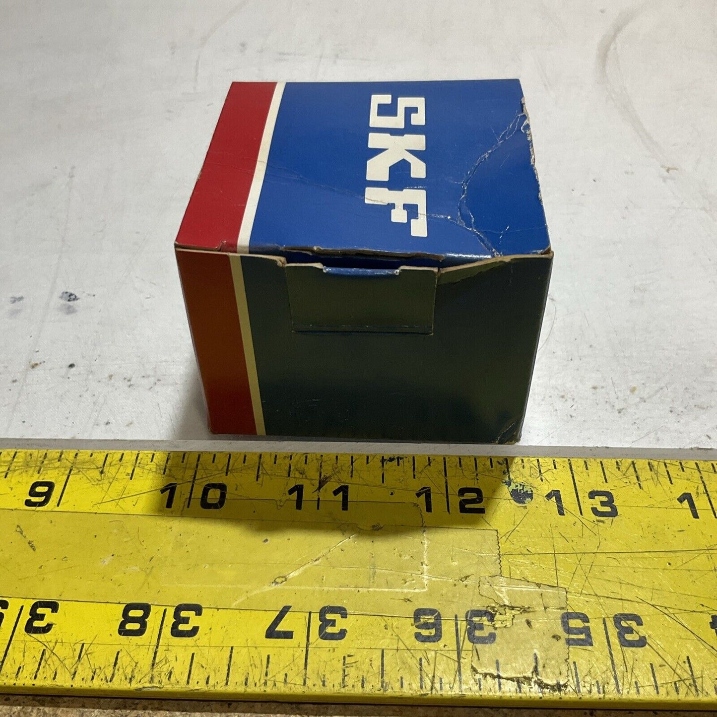 SKF H208 ADAPTER SLEEVES LOT OF 8 U3S
