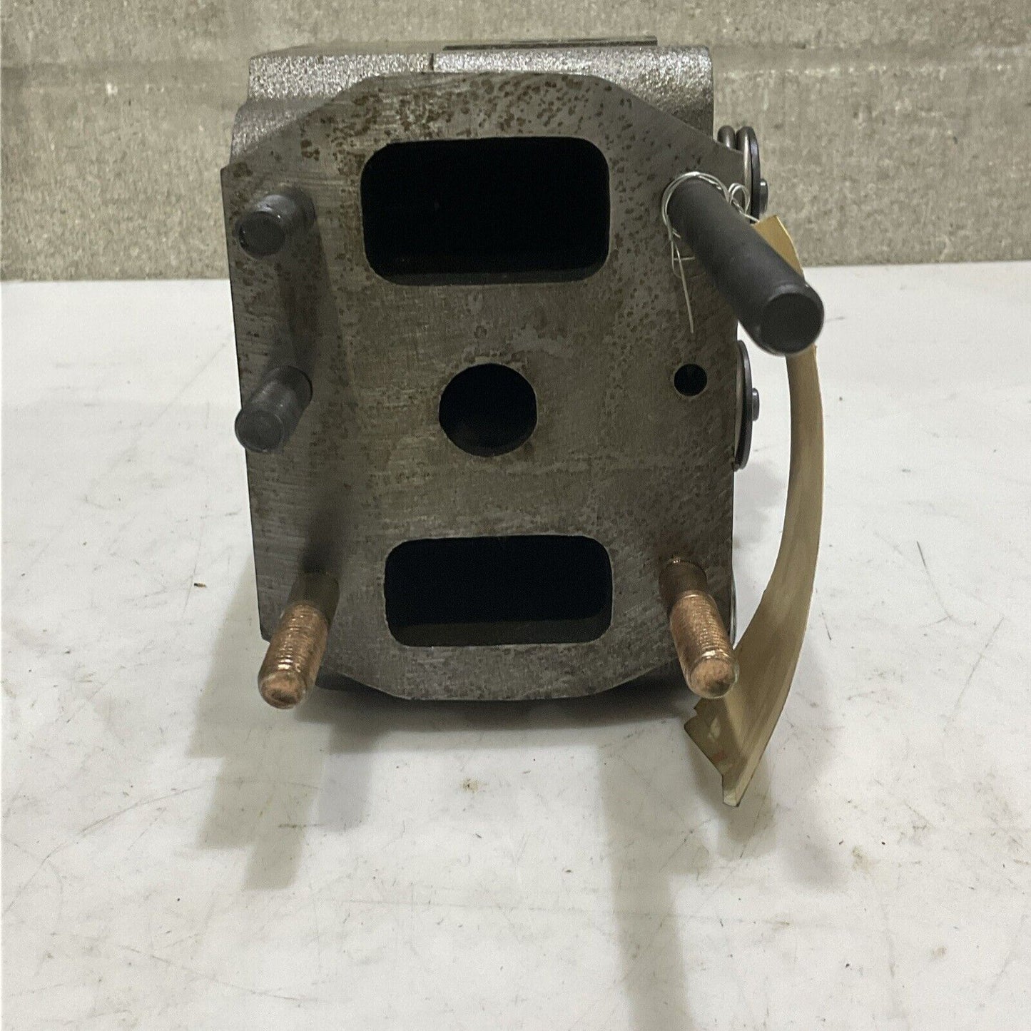 ARROW 13024737 NON SHIELDED COMPLETE HEAD CYLINDER  U4M