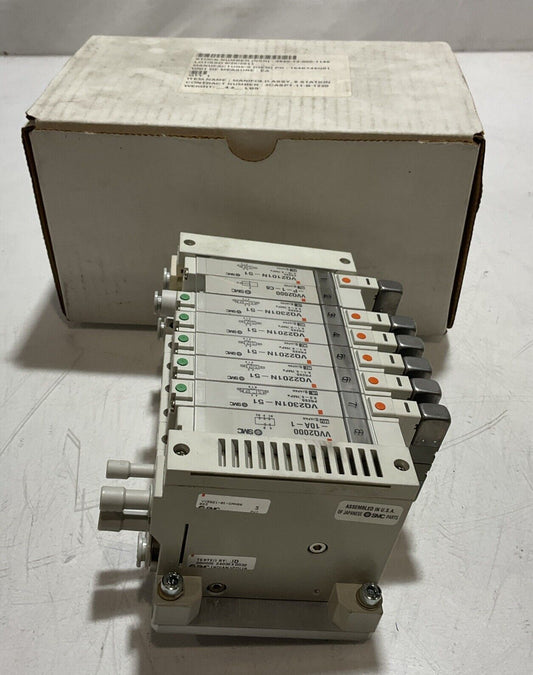 SMC VV5Q21-08 VQ2301N-51 PNEUMATIC VALVE MANIFOLD ASSEMBLY 8 STATION U3S