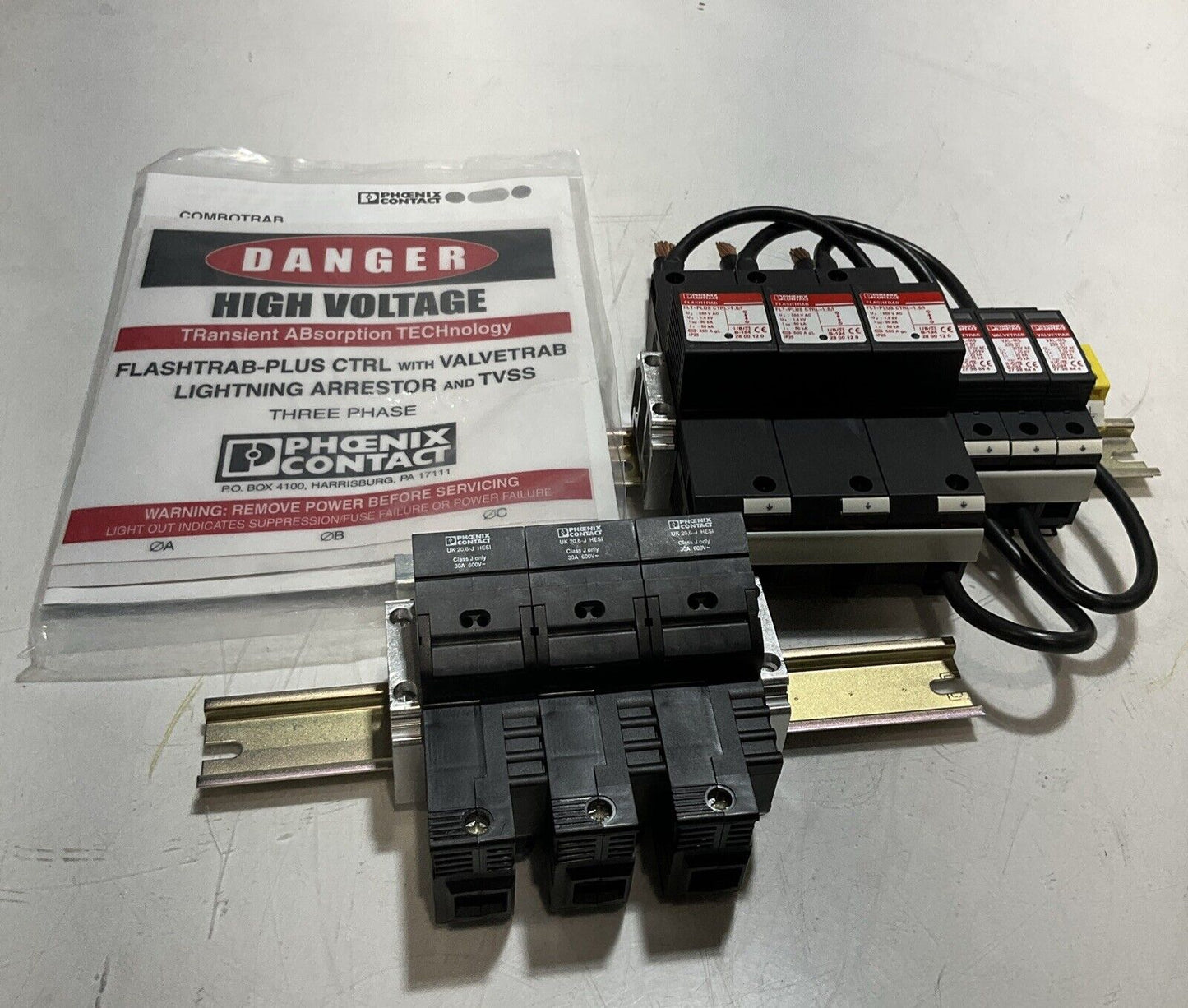 PHOENIX CONTACT 5603415 SYS FT+CT-VAL 208/120 LIGHTING ARRESTER TVSS SYSTEM U3S