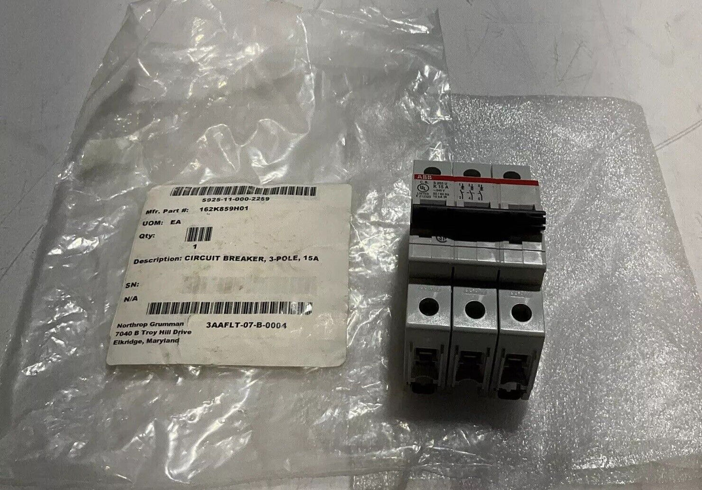 ABB S203U-K15 CIRCUIT BREAKER 3-Pole 240V 60HZ 5.5kA RAIL MOUNT U3S