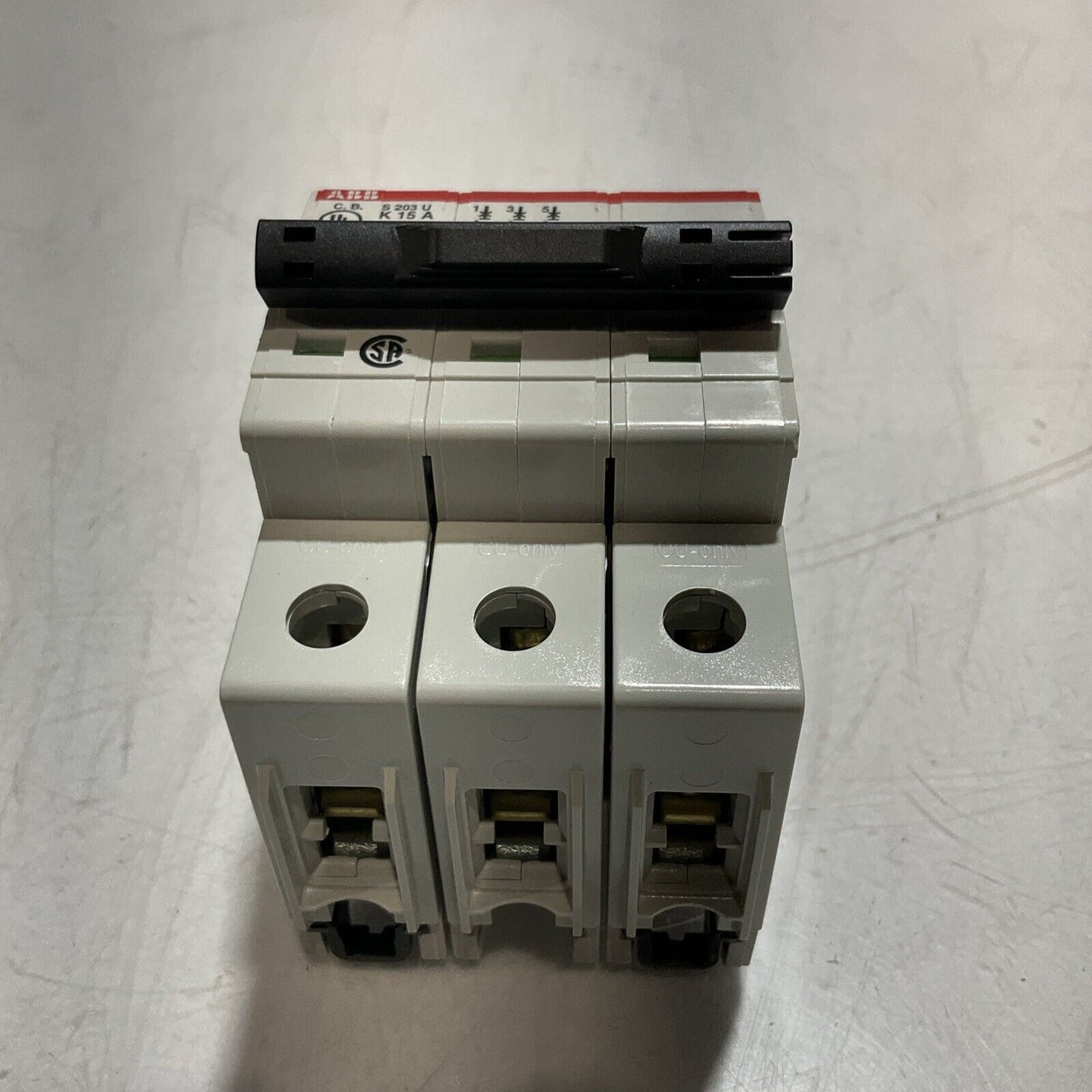 ABB S203U-K15 CIRCUIT BREAKER 3-Pole 240V 60HZ 5.5kA RAIL MOUNT U3S