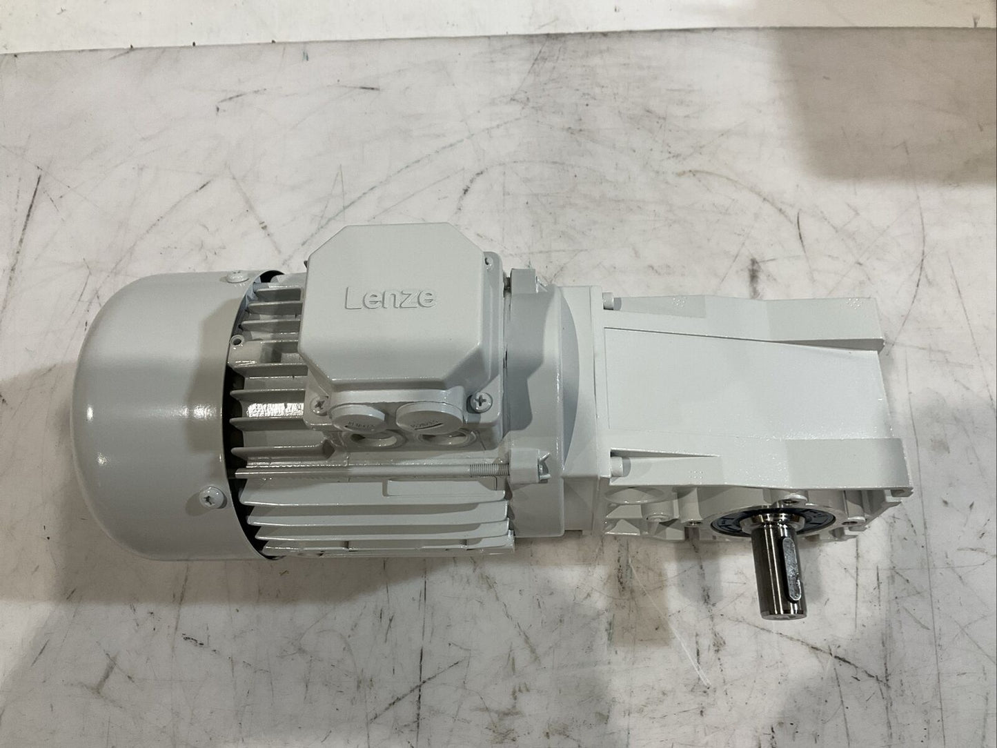 LENZE 3-MOT EN60034 GKR03-2M VBR 071C32 MDEMAXX 071-32 GEAR MOTOR 50/60 HZ U3S