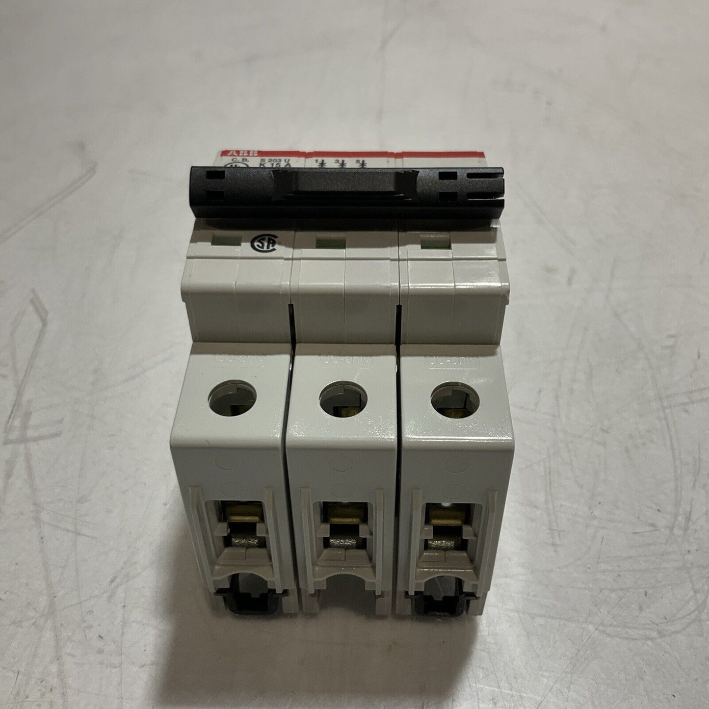 ABB S203U-K15 CIRCUIT BREAKER 3-Pole 240V 60HZ 5.5kA RAIL MOUNT U3S