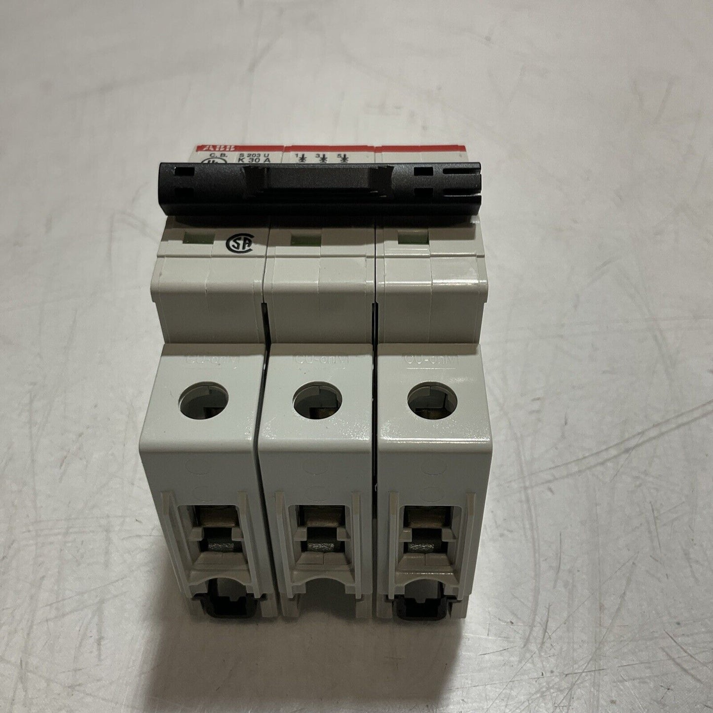 ABB S203U-K30A CIRCUIT BREAKER r3-Pole 240V 50/60Hz 10kA RAIL MOUNT U3S