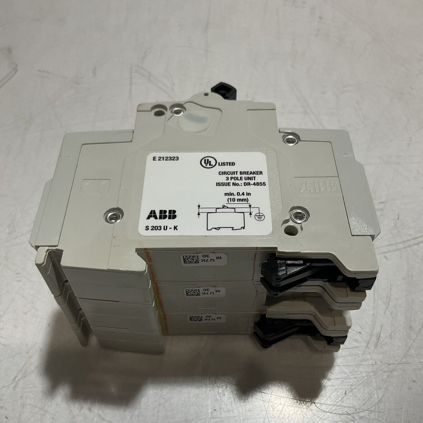 ABB S203U-K30A CIRCUIT BREAKER r3-Pole 240V 50/60Hz 10kA RAIL MOUNT U3S