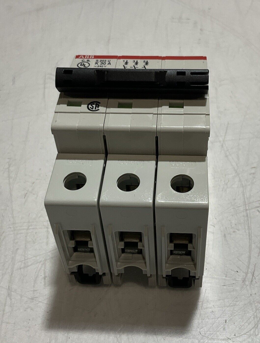 ABB S203U-K30A CIRCUIT BREAKER r3-Pole 240V 50/60Hz 10kA RAIL MOUNT U3S