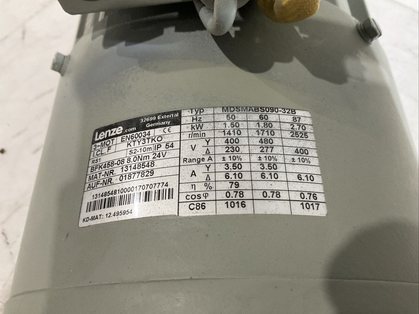 LENZE EN60034 KTY3TKO BFK458-08 MDSMABS090-32B GEAR MOTOR 2525RPM 2.7KW 87HZ U3S