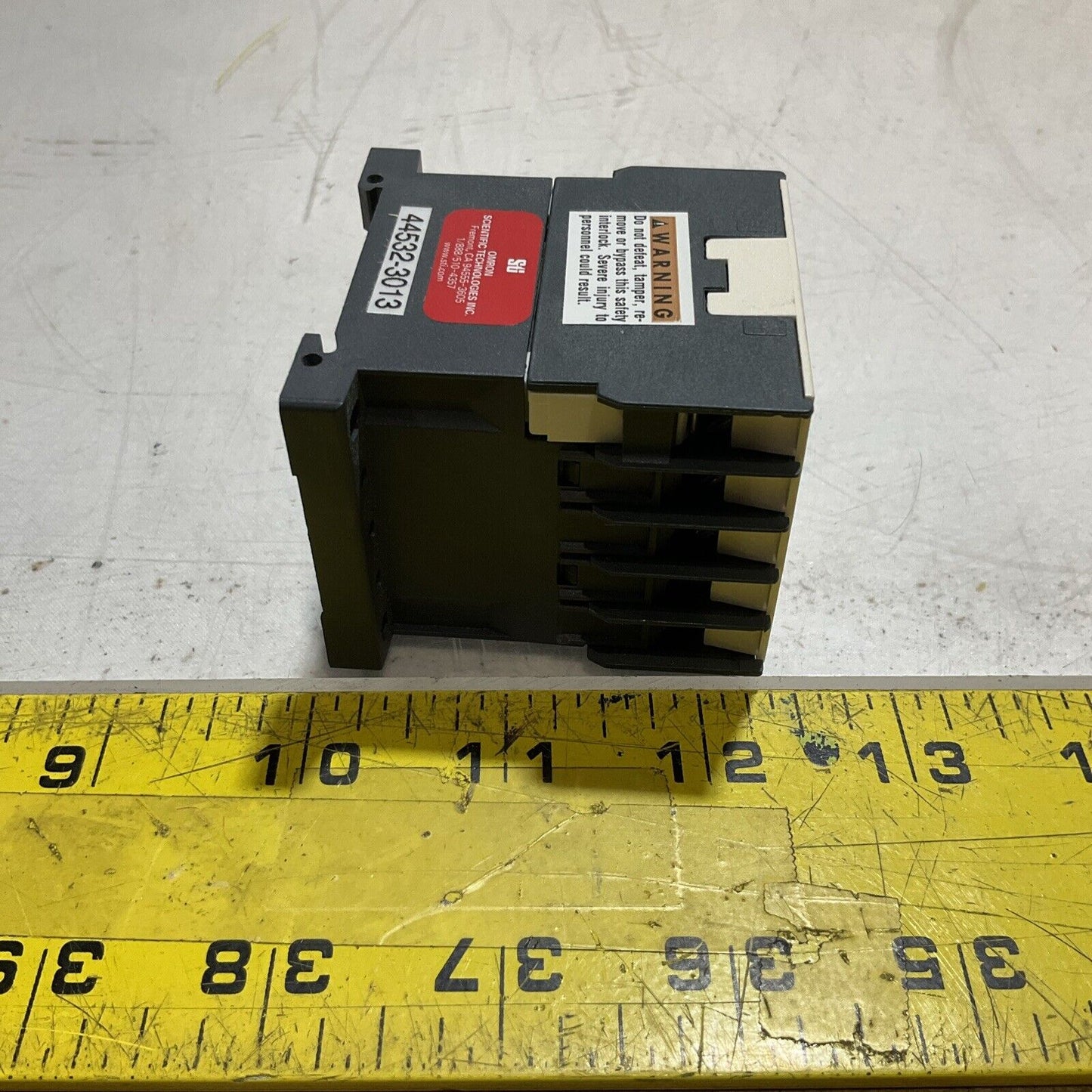 SCHNEIDER ELECTRIC FGR22-24S CA3KN-22BD3 CONTROL RELAY 24DC U3S