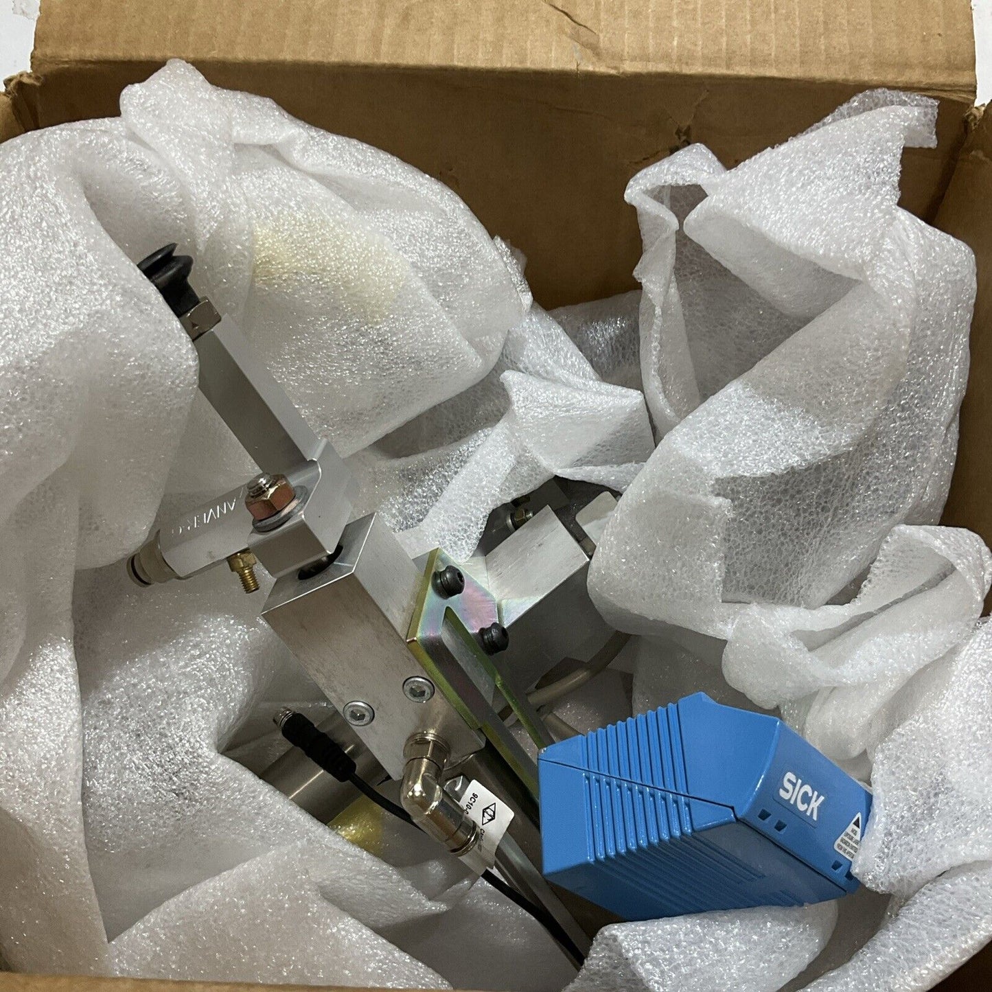 BIMBA SICK  PT-060090-A1C1MT ROTARY ACTUATOR  CPT-01927-A CLV420-3010S04 U3S