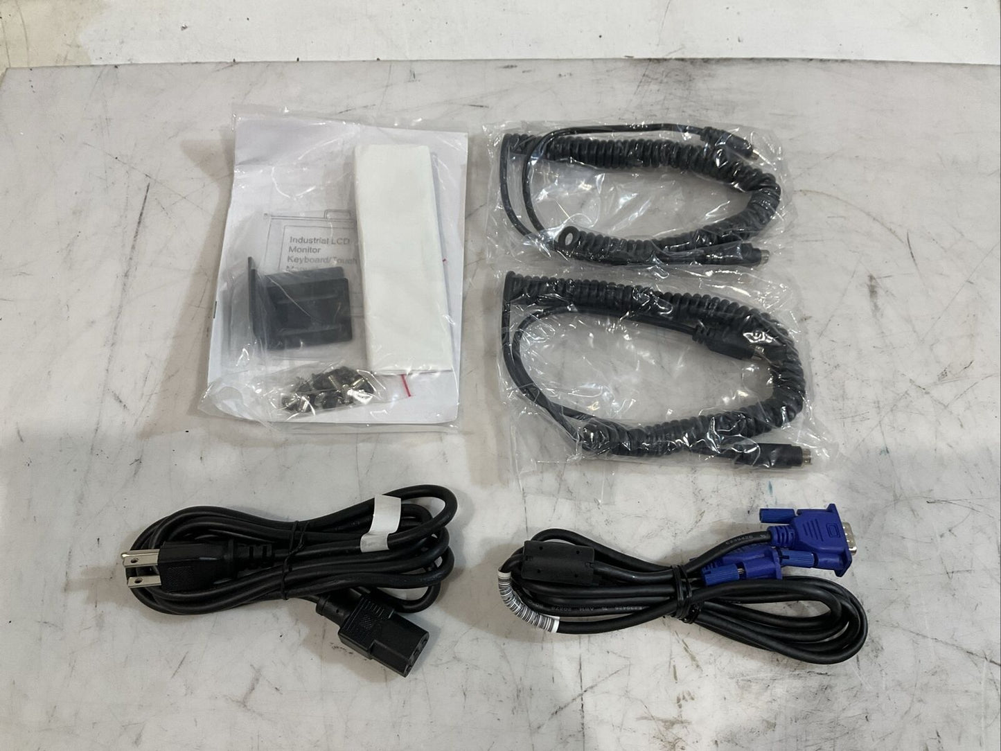 MACASE RM-KI-P1UKMV RACK MOUNT MONITOR 15IN U3S