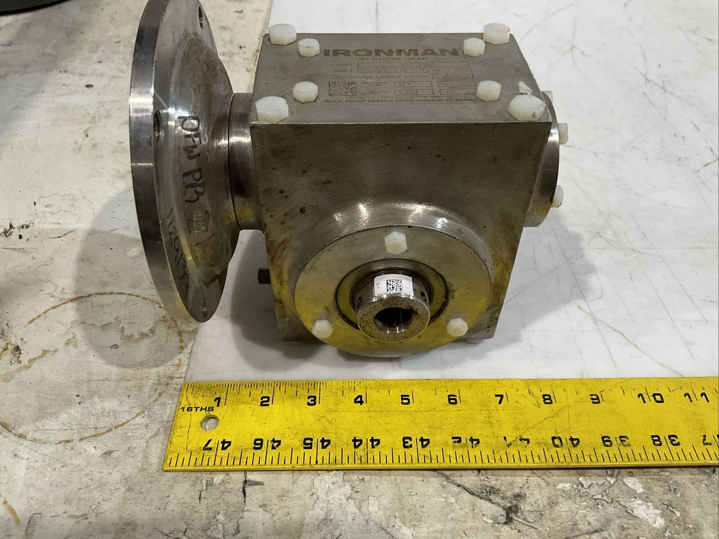 GROVE GEAR SS-HMQ-818-15-H1-56-12 RIGHT ANGLE GEAR BOX REDUCER 15:1 RATIO U4M