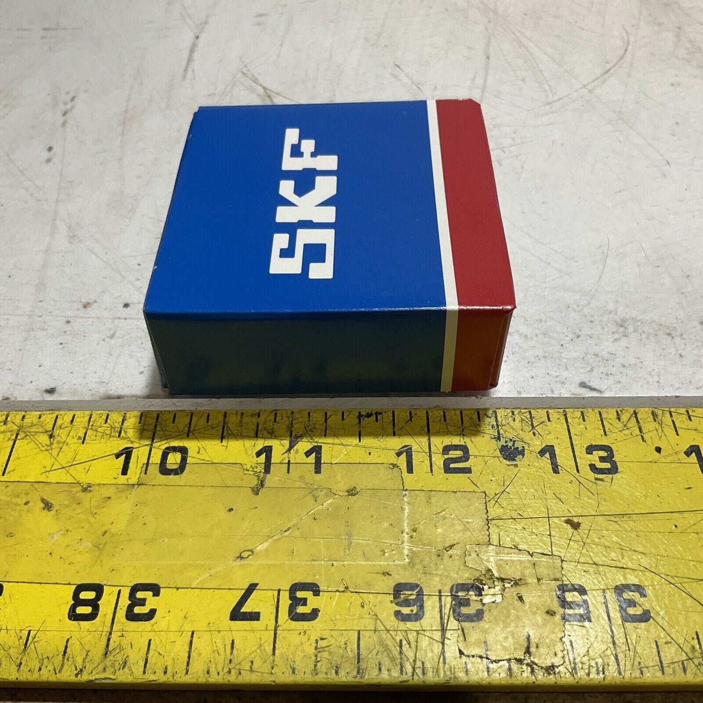 SKF  6205JEM EXPLORER  DEEP GROVE ROLLER  BEARING LOT OF 9 R7T